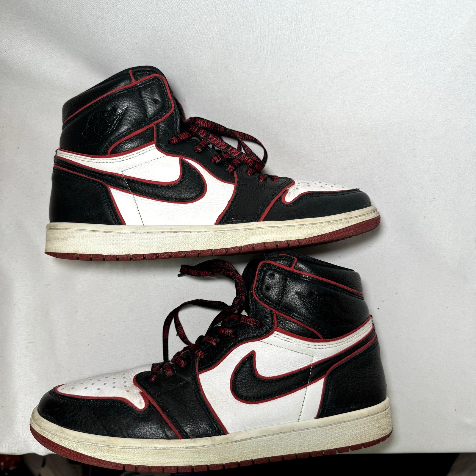 Air Jordan 1 Retro High OG Bloodline Men's Shoes - Size 10.5