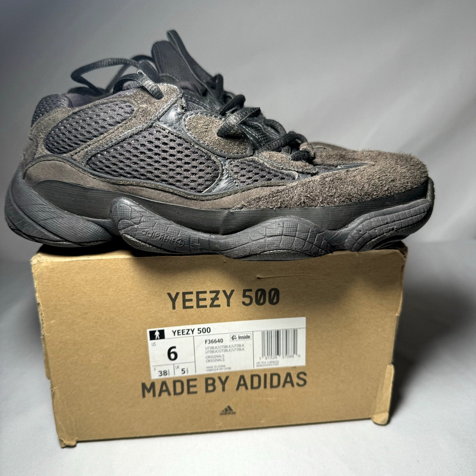 Adidas Yeezy 500 Utility Black 2018 Kids Shoes - Size 6