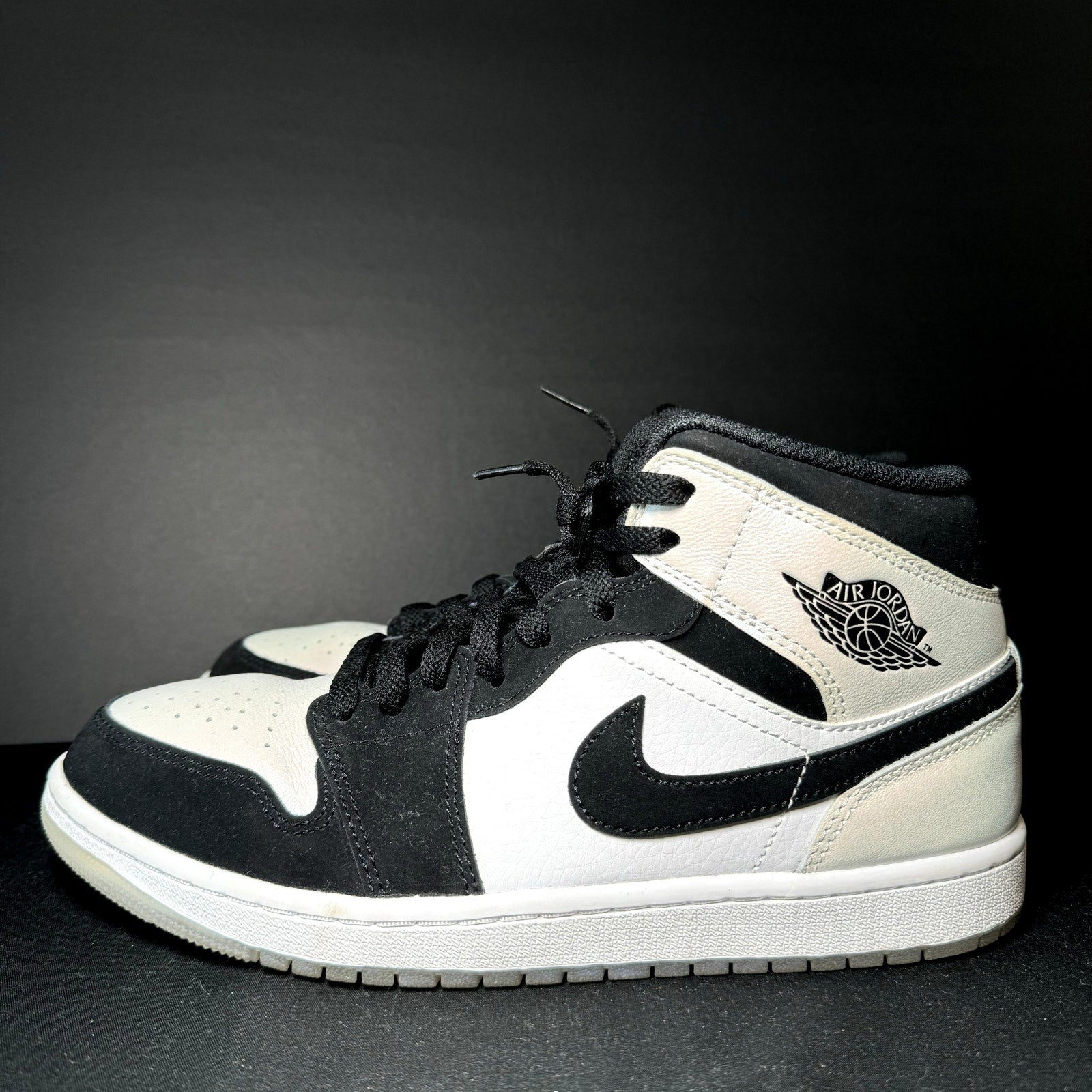 Air Jordan 1 Mid SE Diamond Men's Shoes - Size 8.5