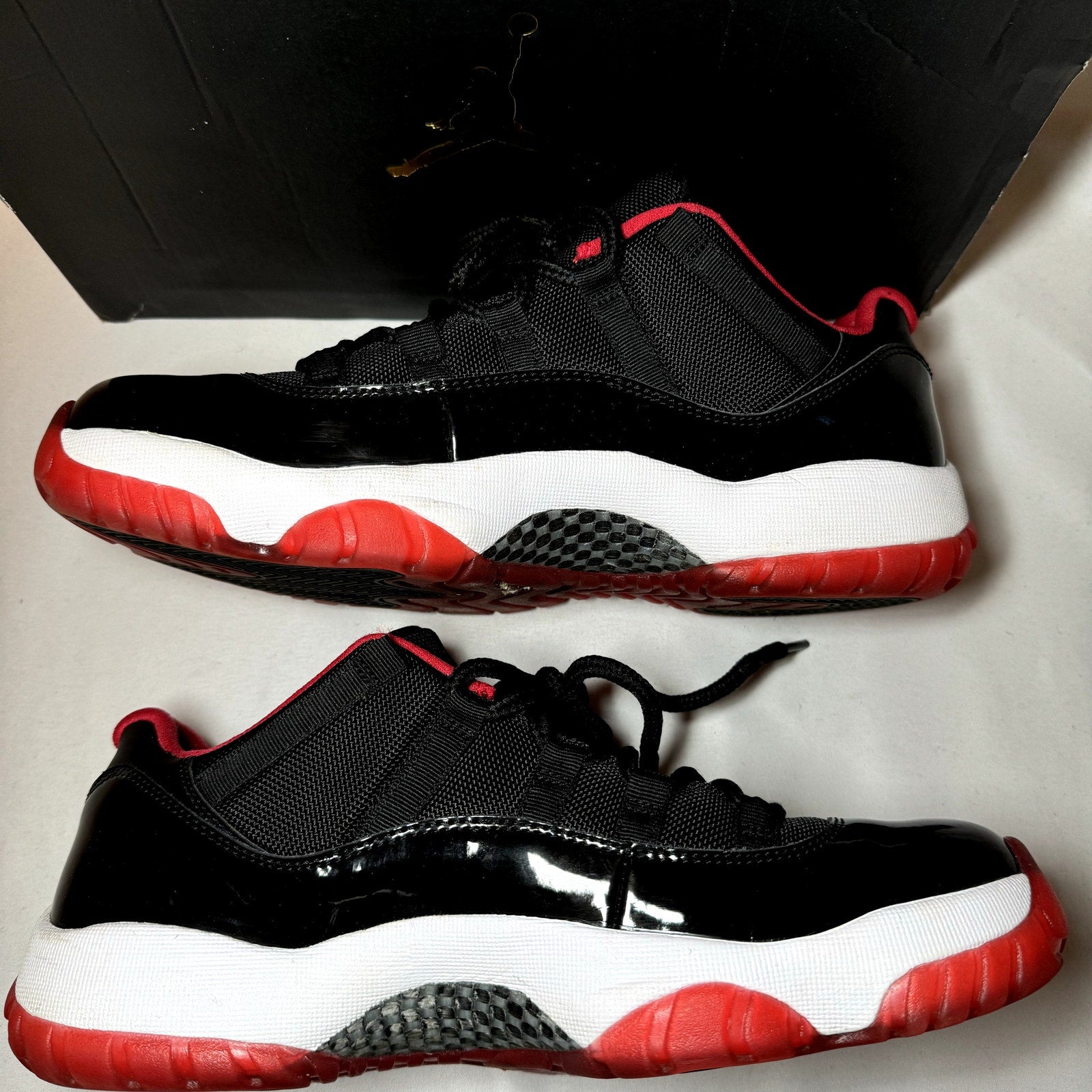 Air Jordan 11 Retro Low Bred 2015 Men's Shoes - Size 9.5