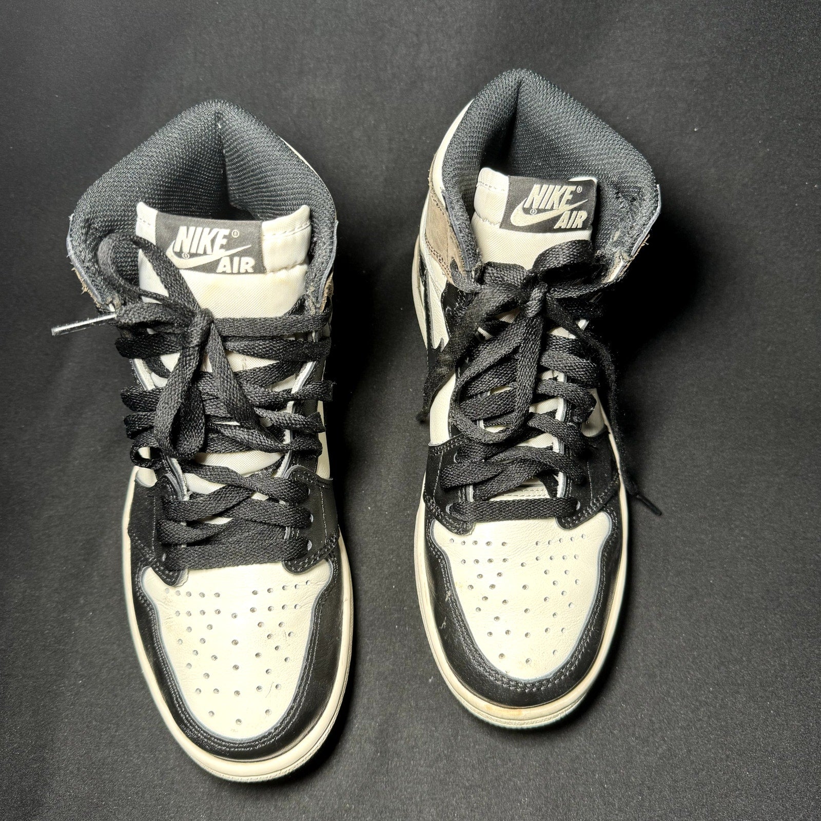 Air Jordan 1 Retro High OG Dark Mocha Kids Shoes - Size 5