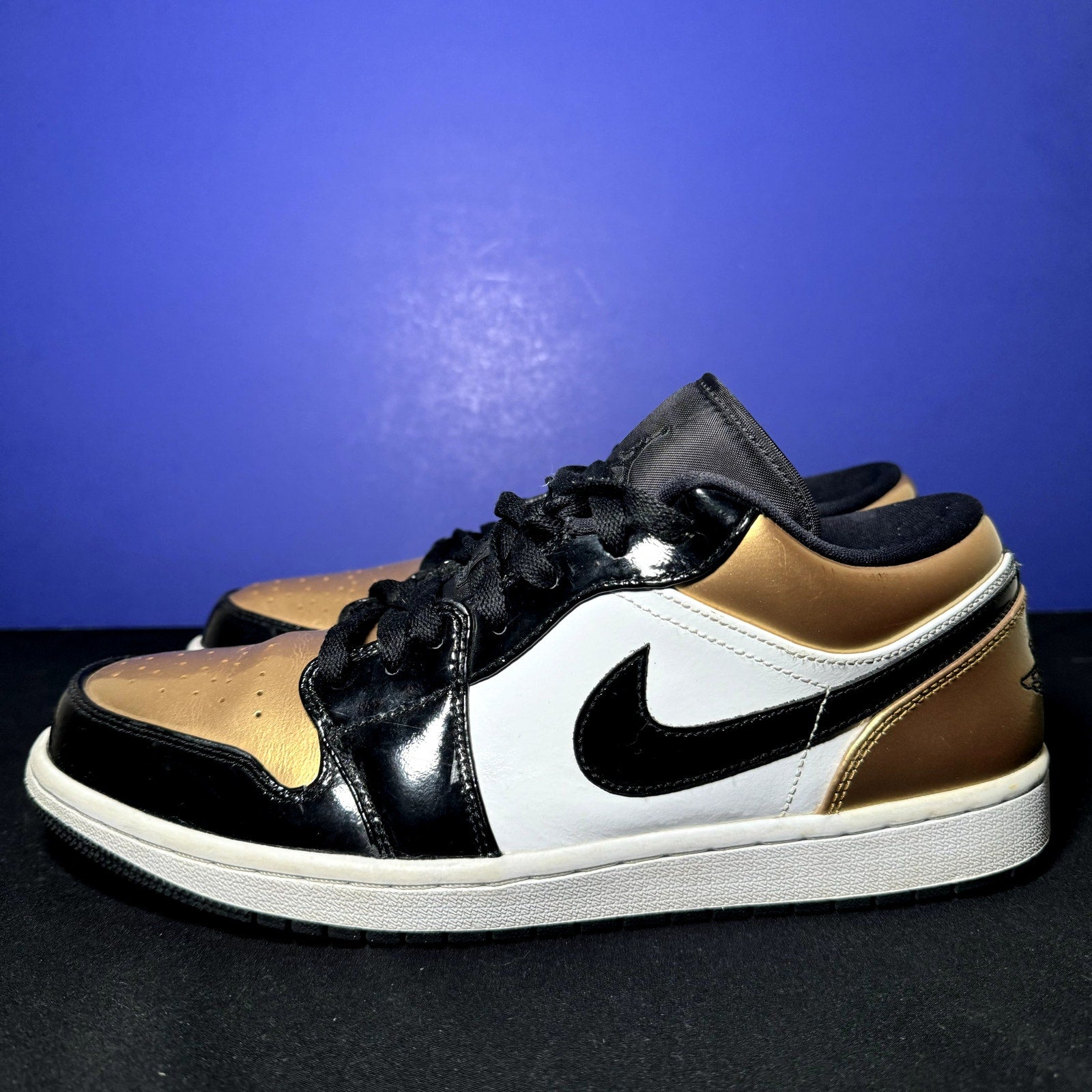 Air Jordan 1 Low Gold Toe Men's Shoes - Size 11