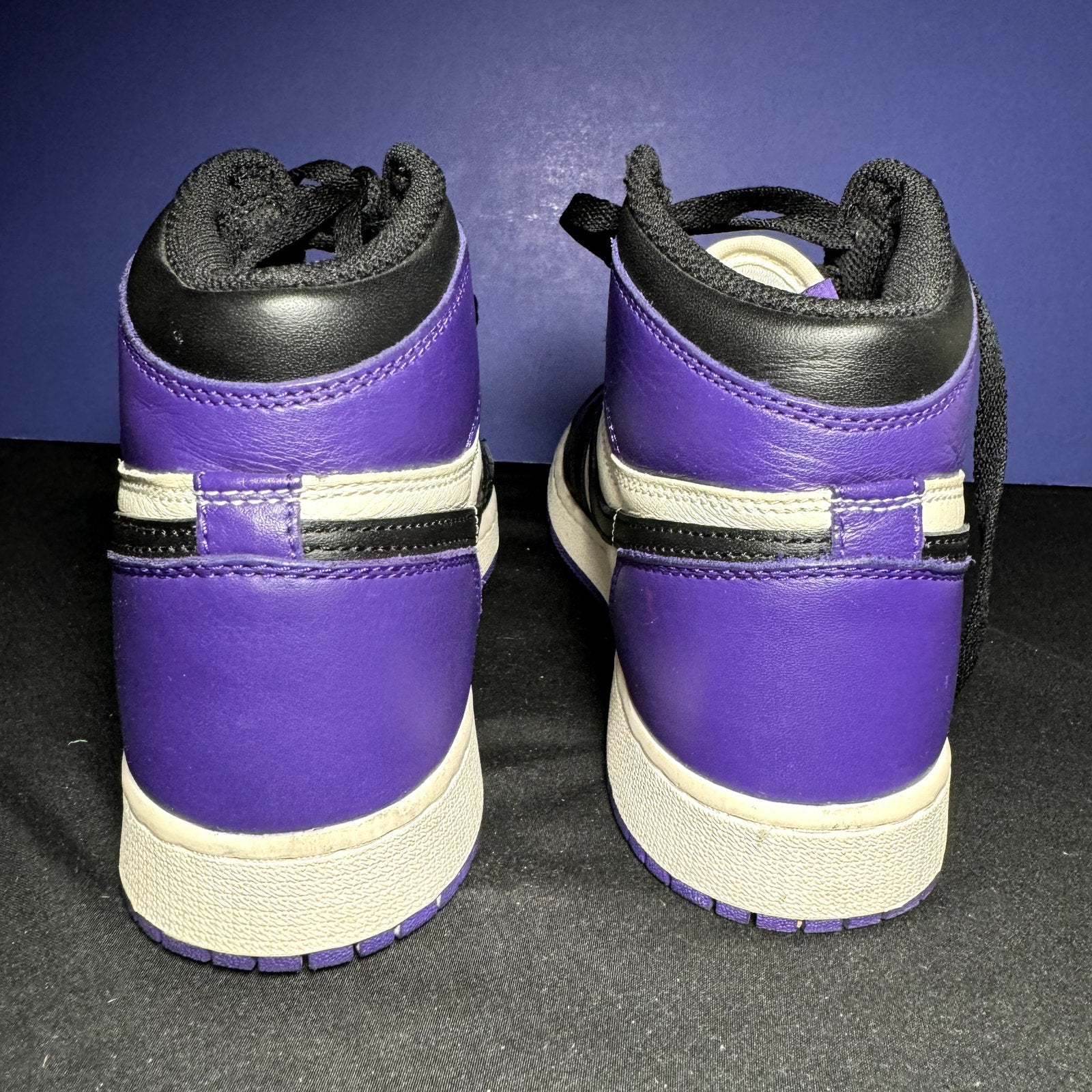 Air Jordan 1 Retro High OG GS Court Purple Kids Shoes - Size 6.5