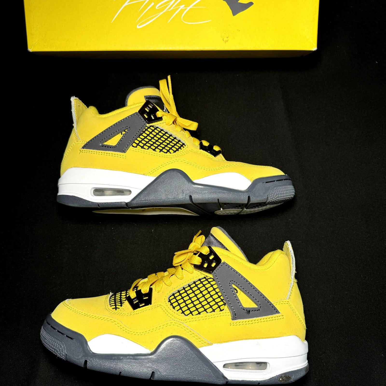 Air Jordan 4 Retro GS Lightning 2021 Kids Shoes  - Size 4.5