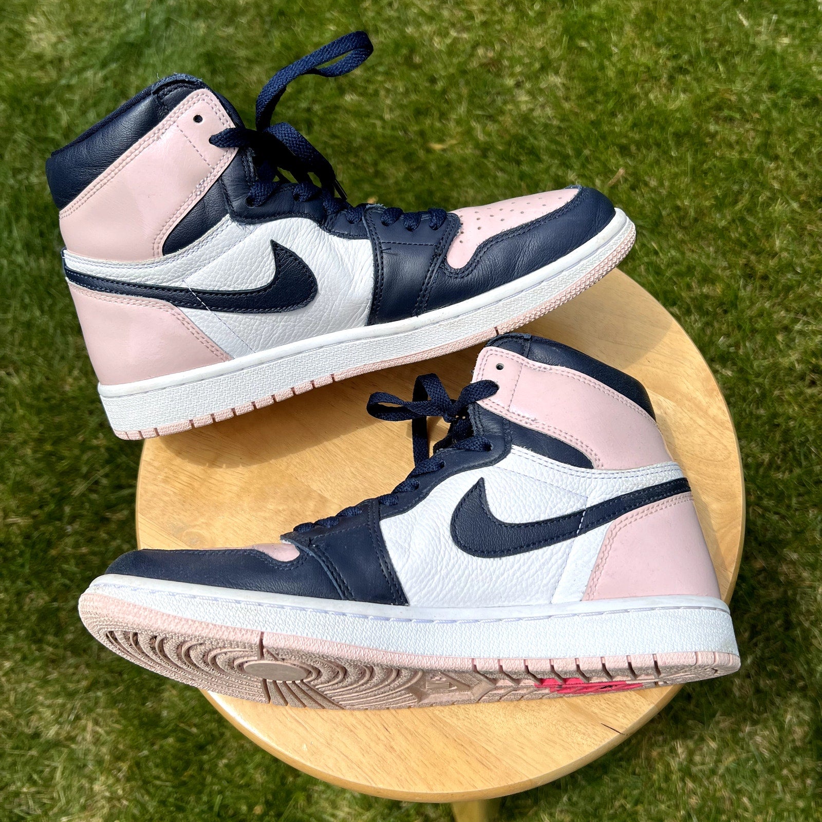 Wmns Air Jordan 1 Retro High OG SE Bubble Gum Women's Shoes - Size 9.5