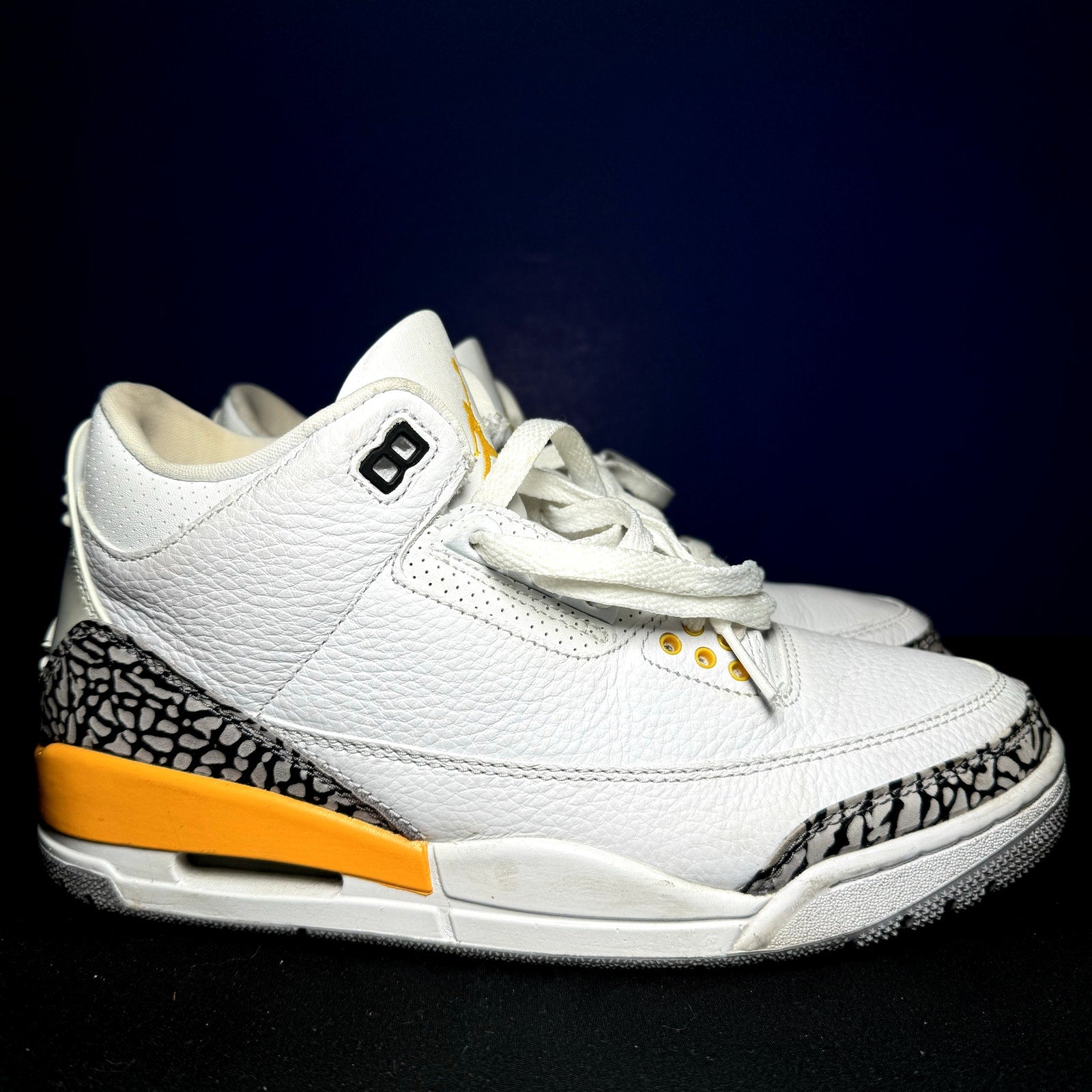 Nike Air Jordan 3 Retro Laser Orange Women's Shoes - Size 8