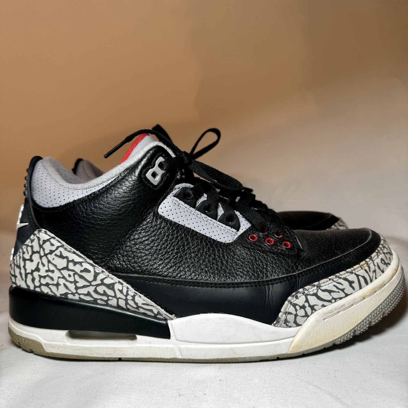 Air Jordan 3 Retro OG Black Cement 2018 Men's Shoes - Size 9.5