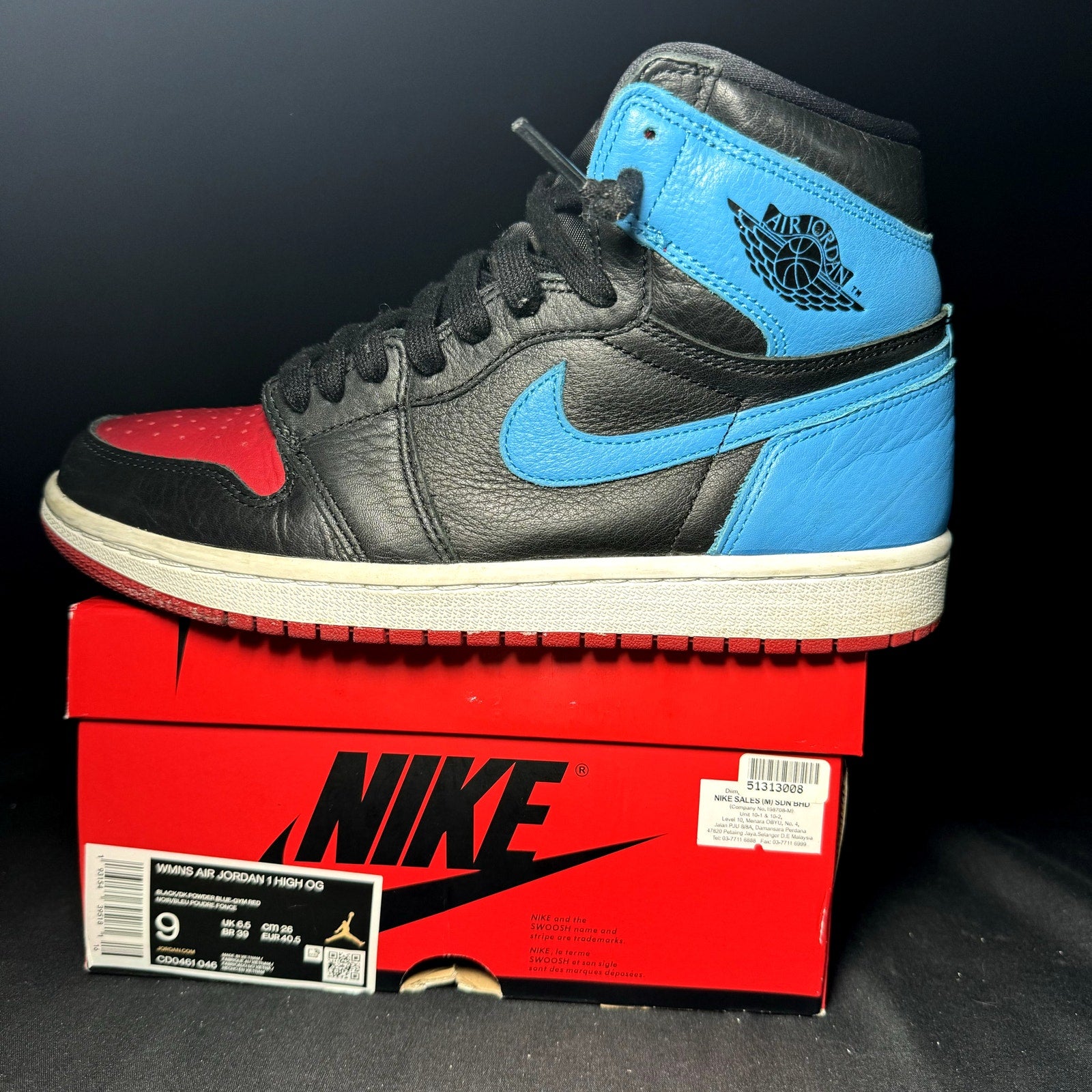 Air Jordan 1 High OG NC to Chi Women's Shoes - Size 9