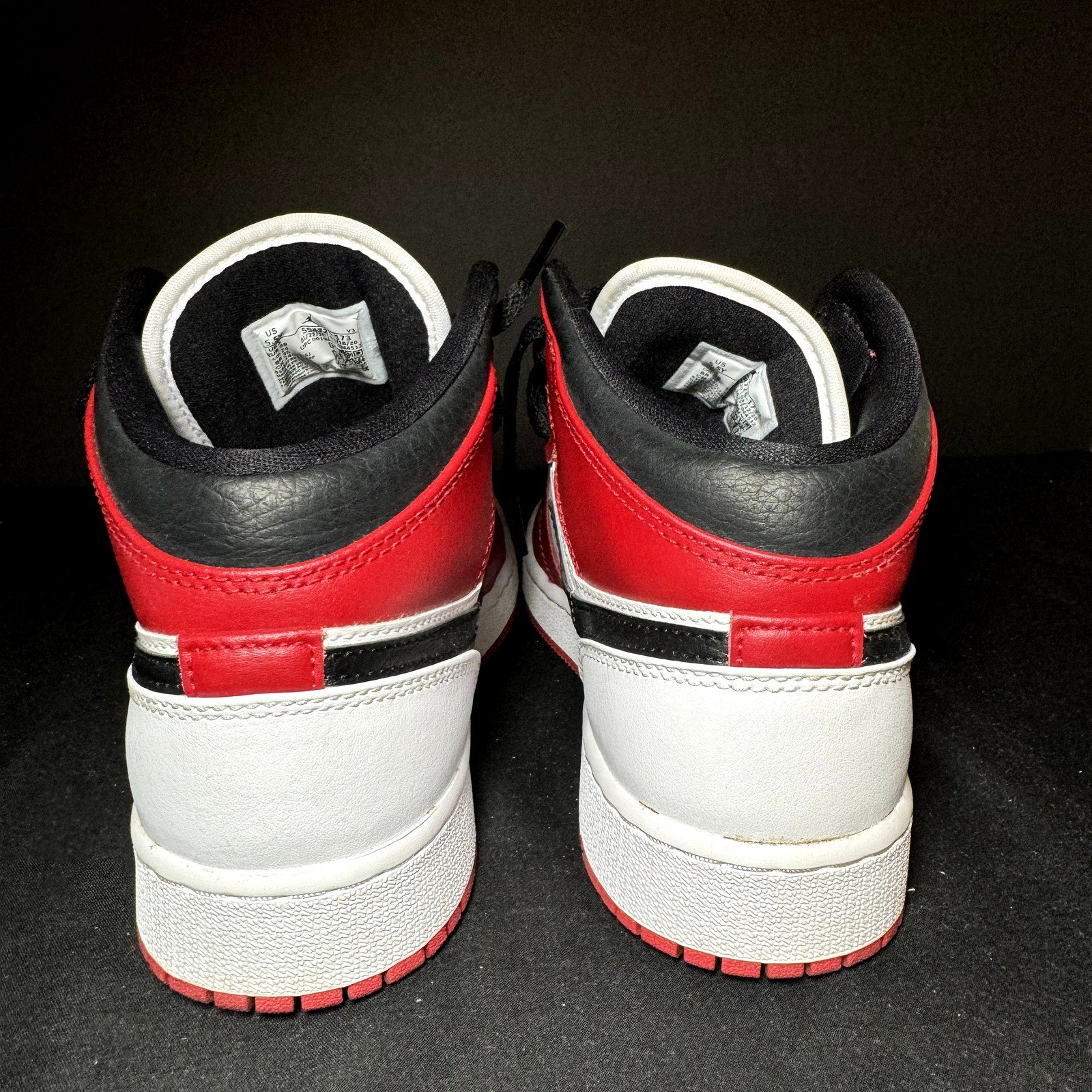 Air Jordan 1 Mid GS Chicago Kids Shoes- Size 5.5