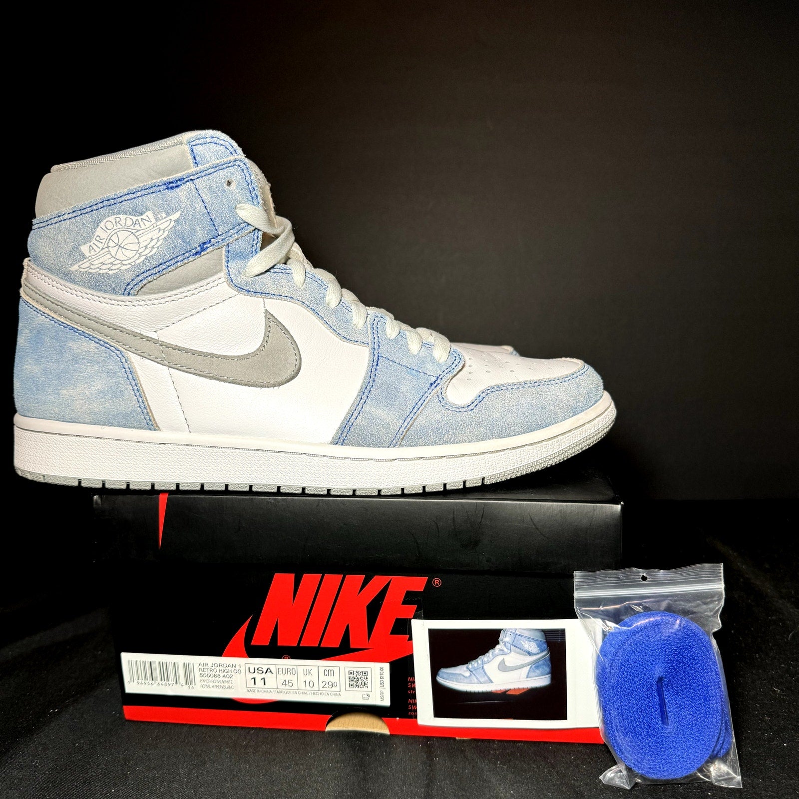 Air Jordan 1 Retro High OG Hyper Royal Men's Shoes - Size 11