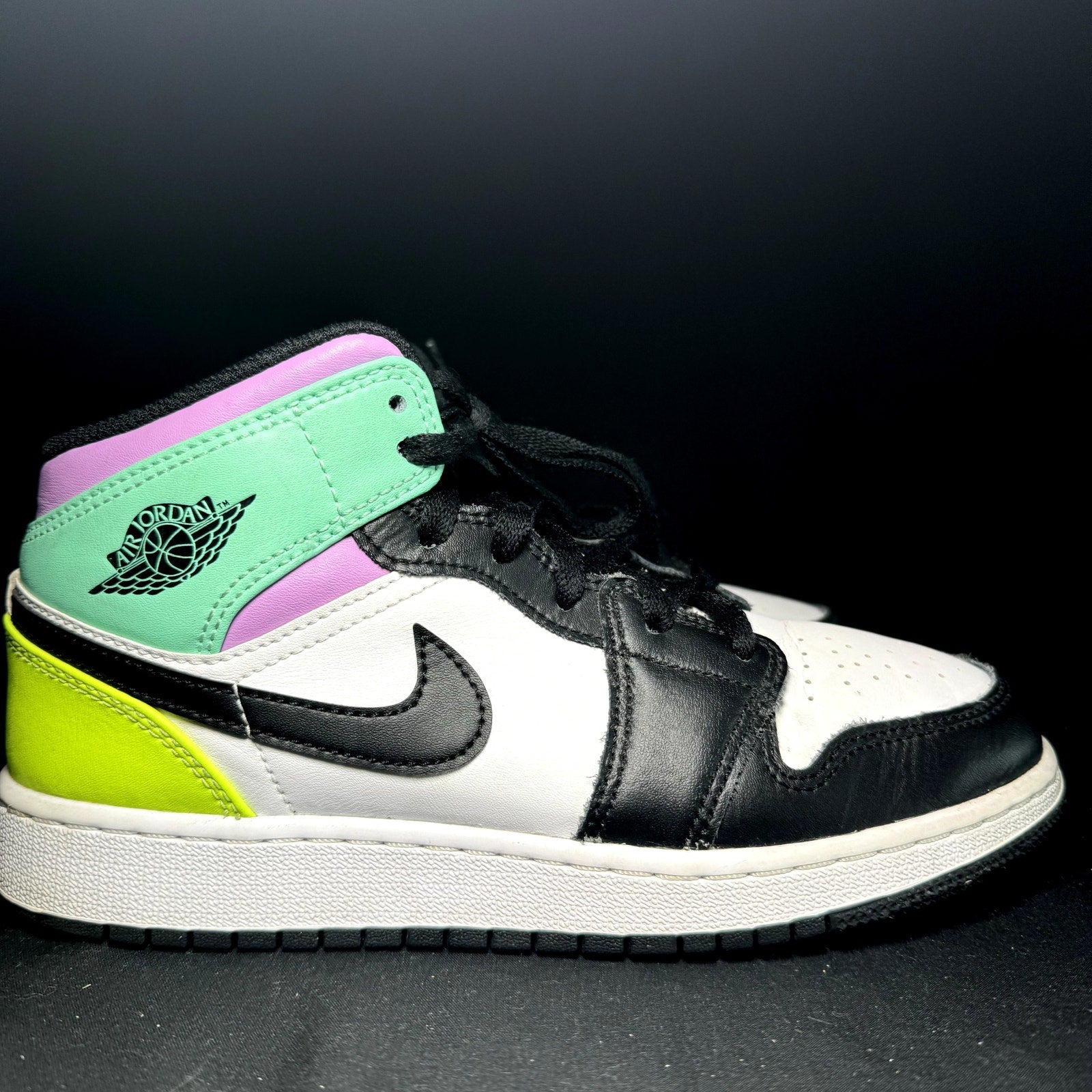 Air Jordan 1 Mid GS Pastel Kids Shoes - Size 6