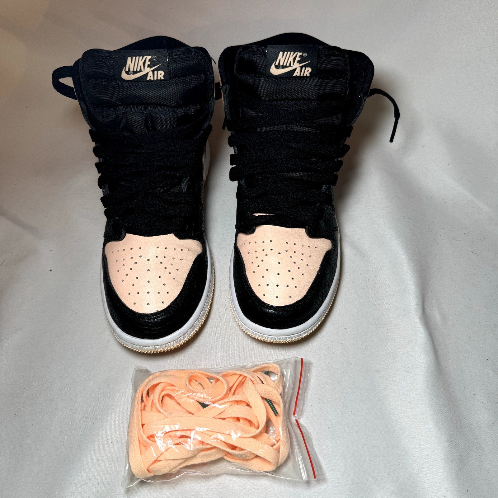 Air Jordan 1 Retro High OG GS Crimson Tint Kids Shoes - Size 4.5