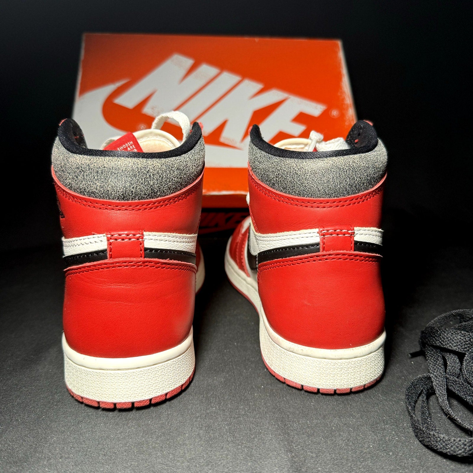 Air Jordan 1 Retro High OG Chicago Lost & Found 2022 Kids Shoes  - Size 6.5