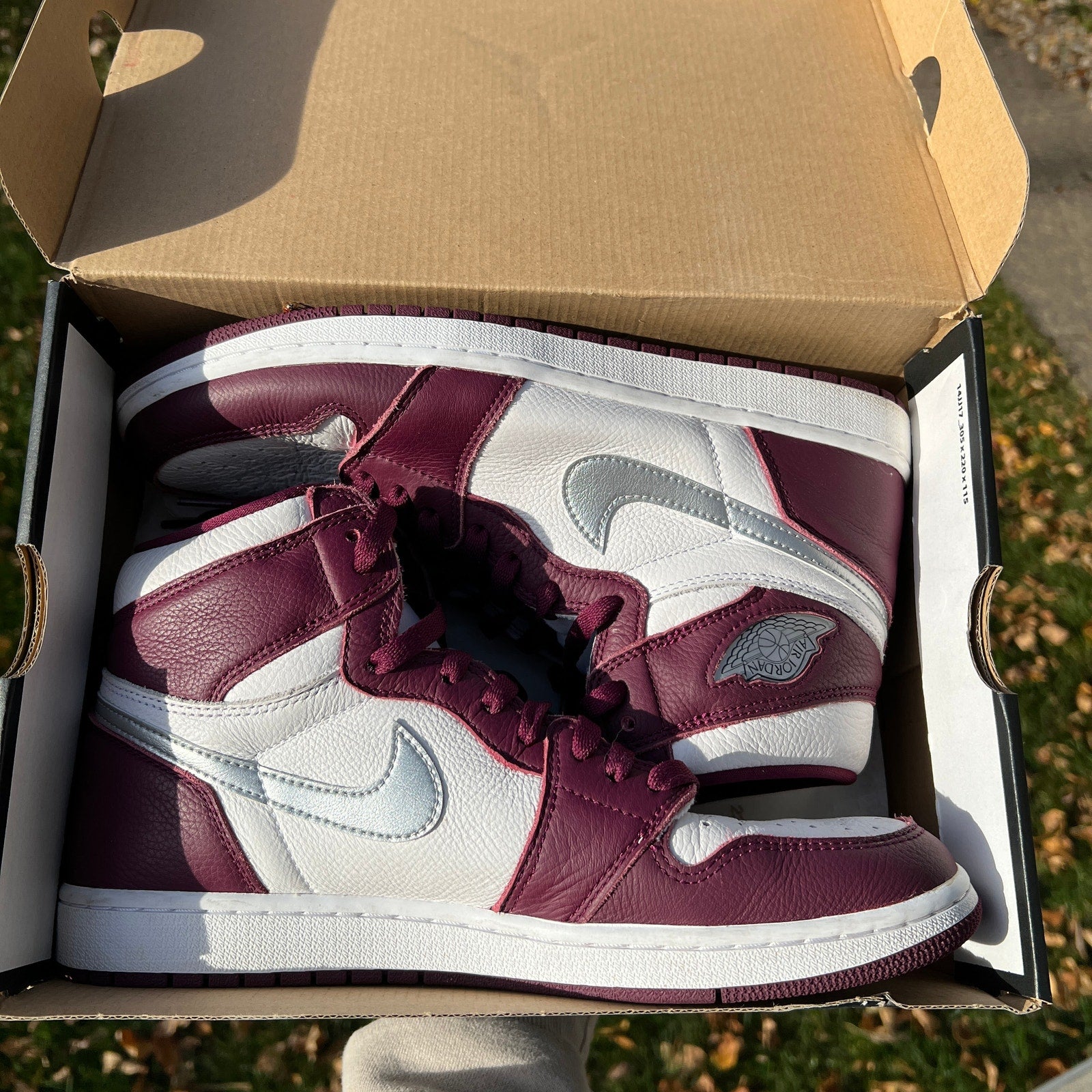 Air Jordan 1 Retro High OG Bordeaux Men's Shoes - Size 11