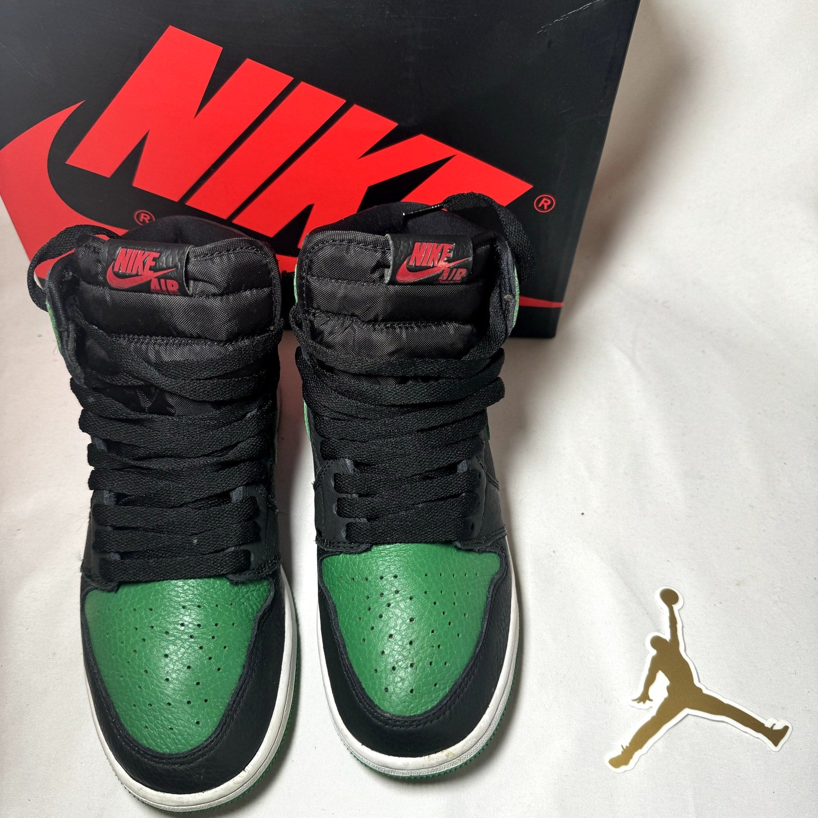 Air Jordan 1 Retro High OG GS Pine Green 2.0 Kids Shoes - Size 5.5