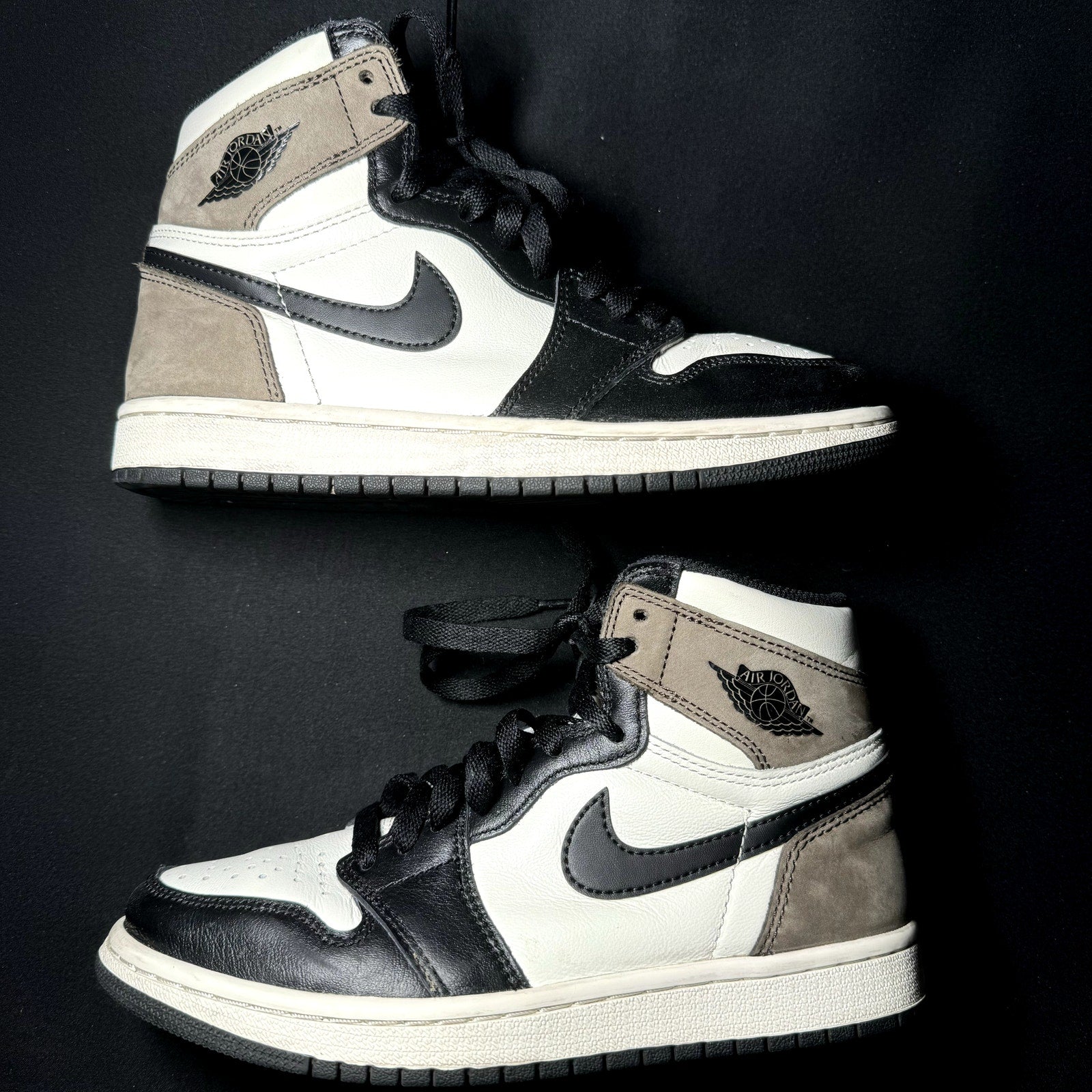 Air Jordan 1 Retro High OG Dark Mocha Kids Shoes - Size 5