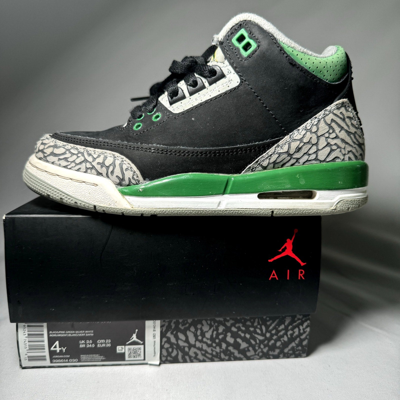 Air Jordan 3 Retro GS Pine Green 2021 Kids Shoes - Size 4