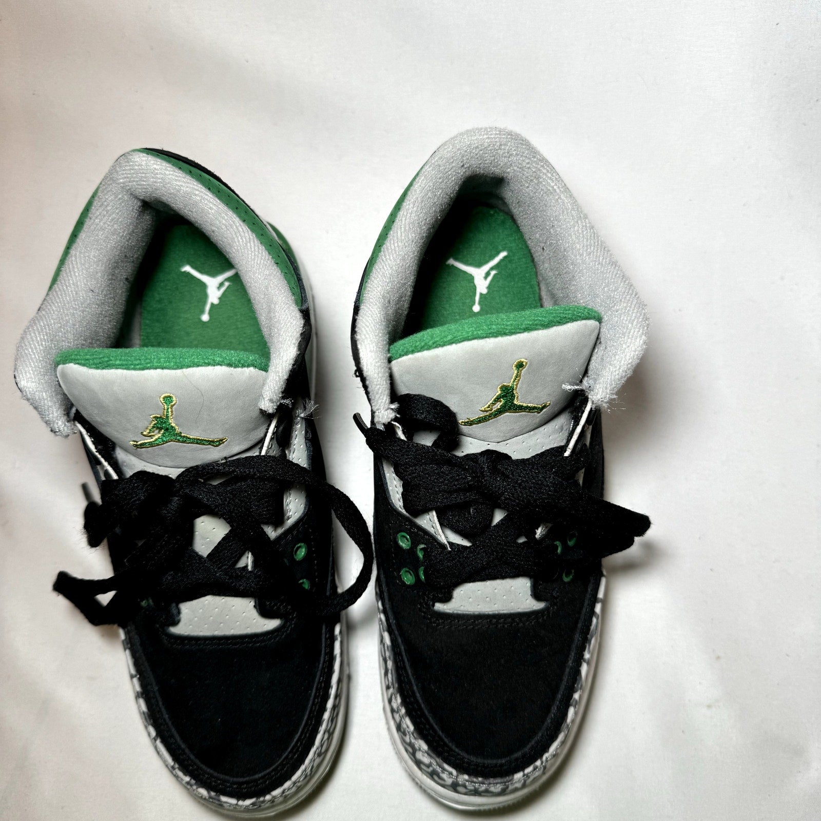 Air Jordan 3 Retro GS Pine Green Kids Shoes - Size 5