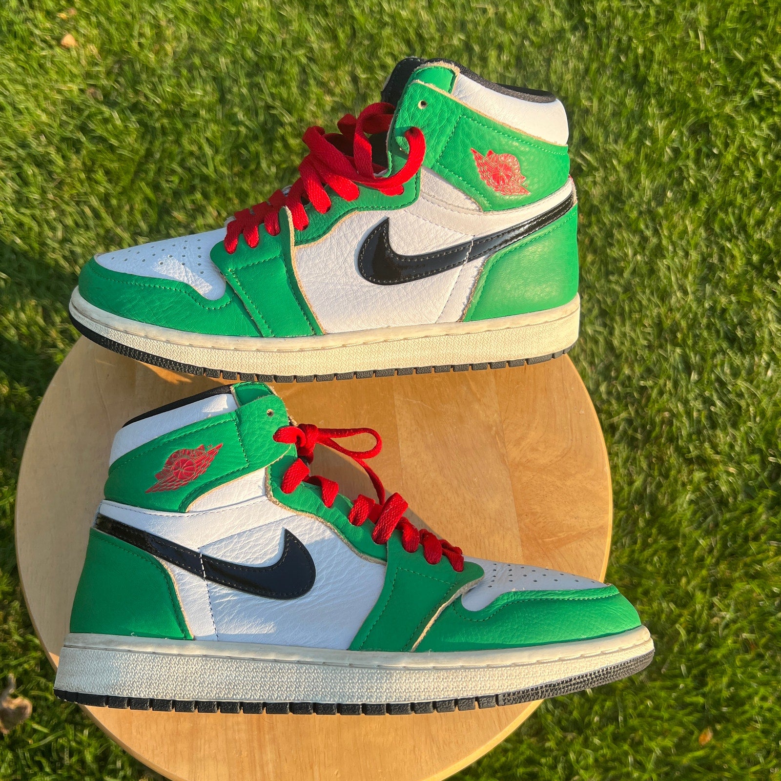 Air Jordan I Retro High OG Lucky Green Women's Shoes - Size 8