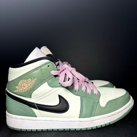 Air Jordan 1 Mid SE Dutch Green Women's Shoes - Size 9