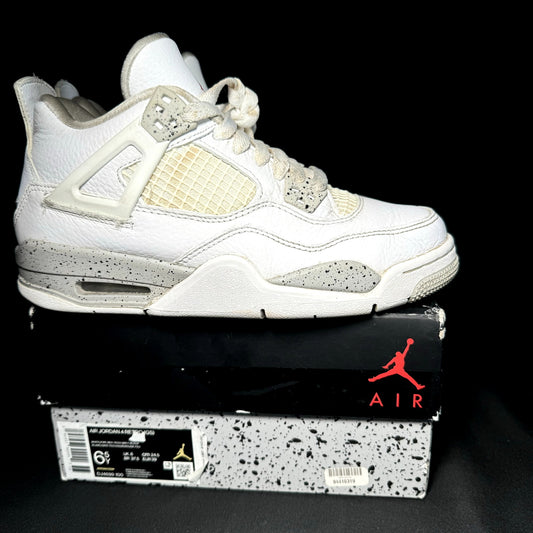 Air Jordan 4 Retro GS White Oreo 2021 Kids Shoes - Size 5.5