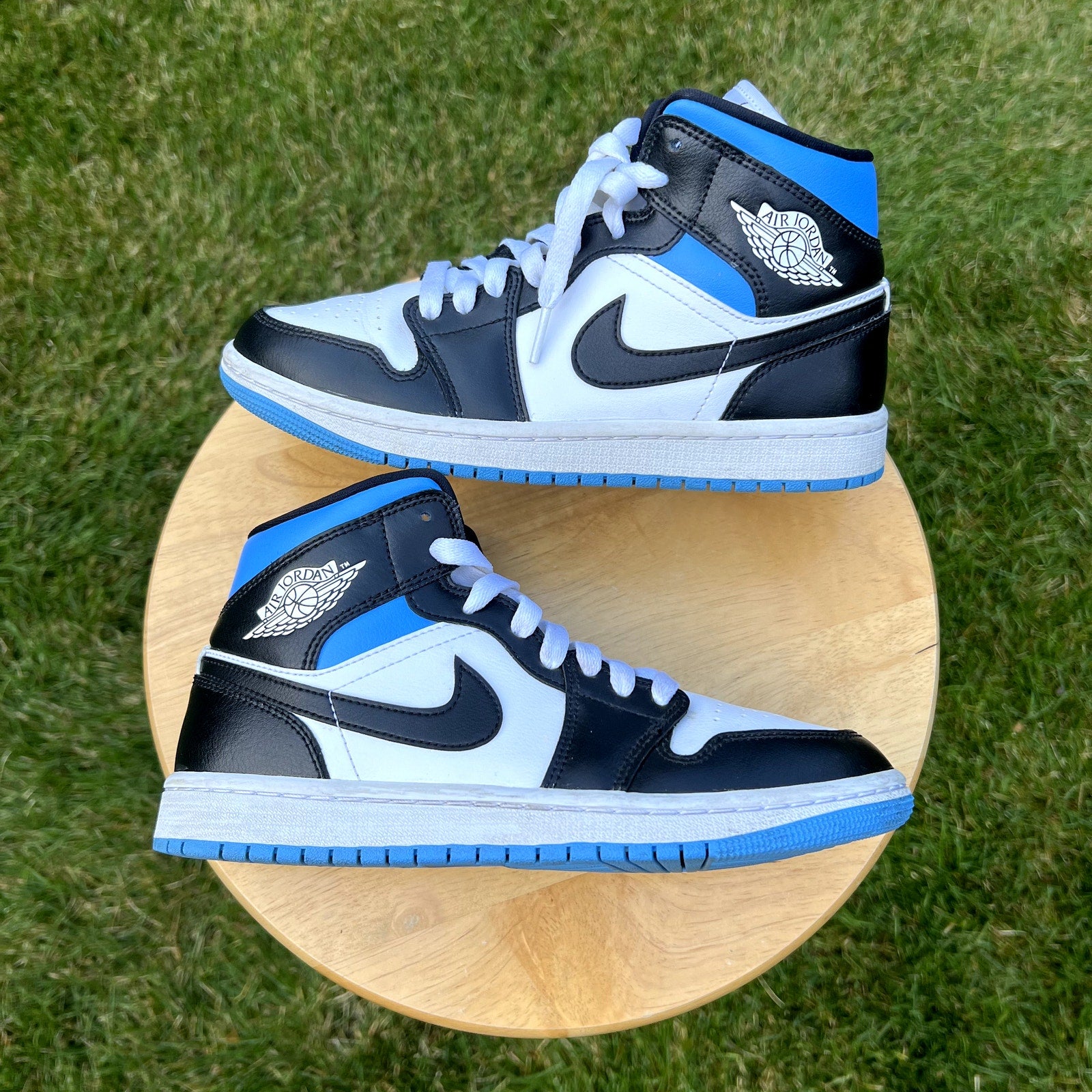 Air Jordan 1 Mid University Blue Women's Shoes - Size 7