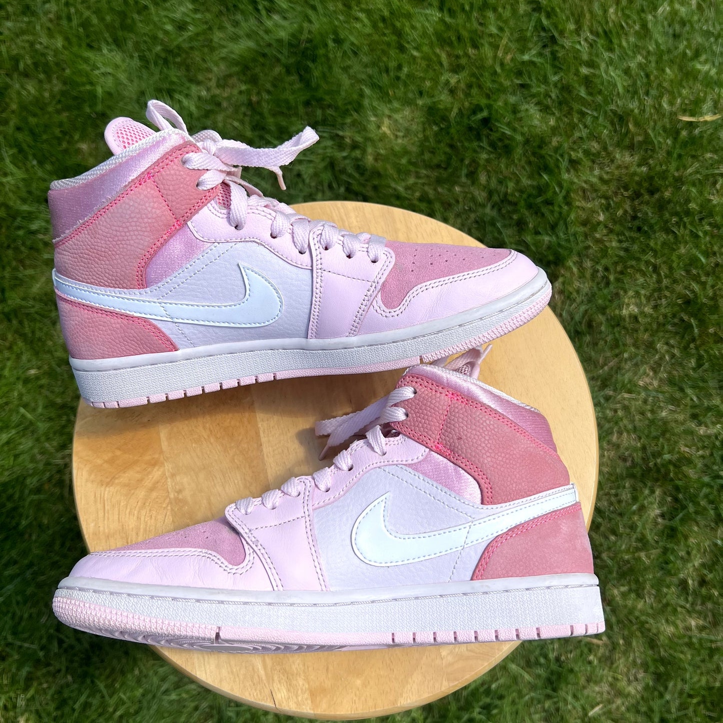 Wmns Air Jordan 1 Mid Digital Pink Women's Shoes - Size 8.5