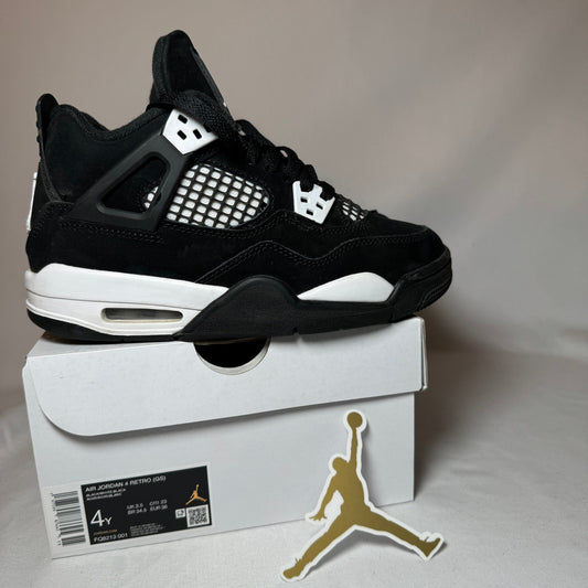 Air Jordan 4 Retro GS White Thunder Kids Shoes - Size 4