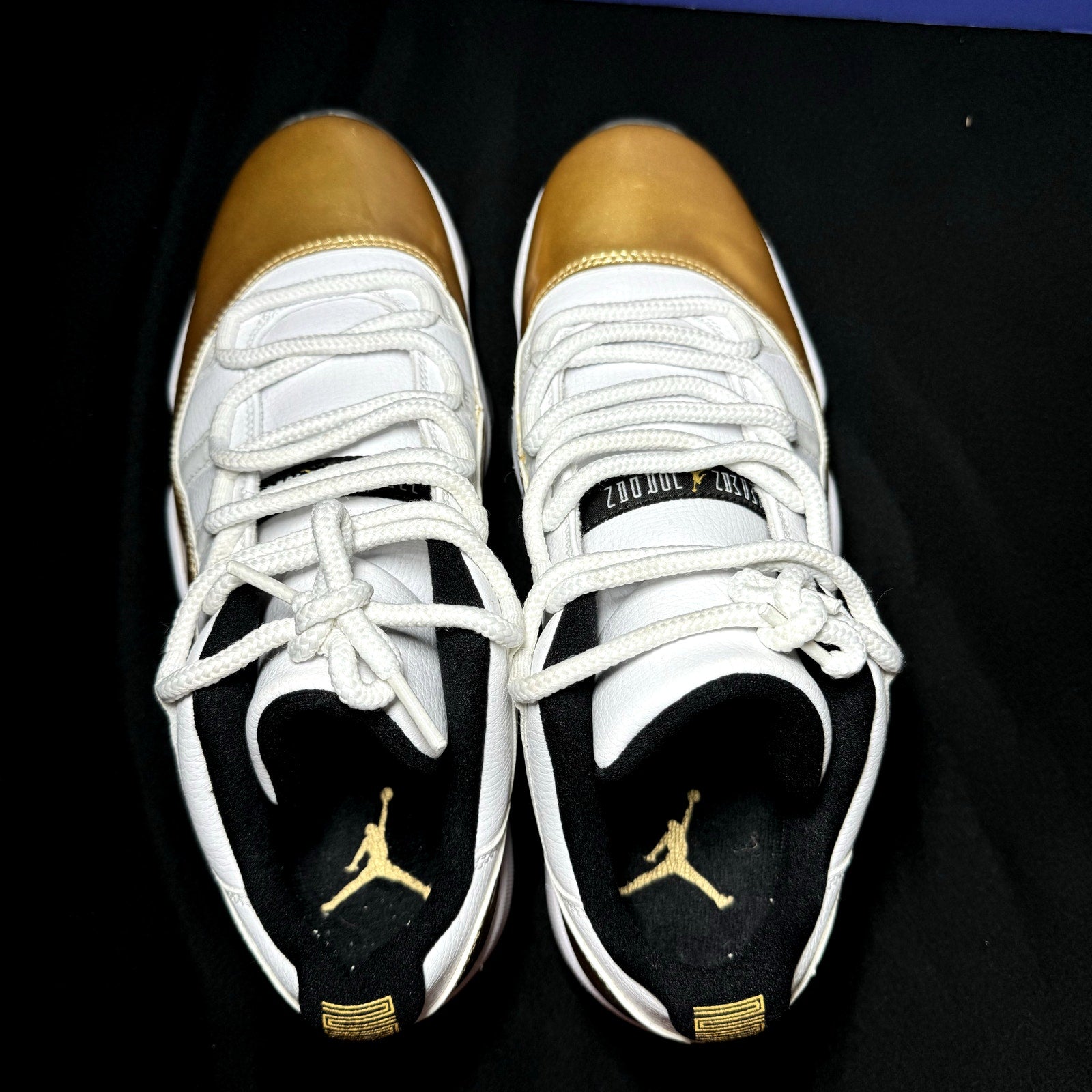 Air Jordan 11 Retro Low Closing Ceremony Men's Shoes - Size 9