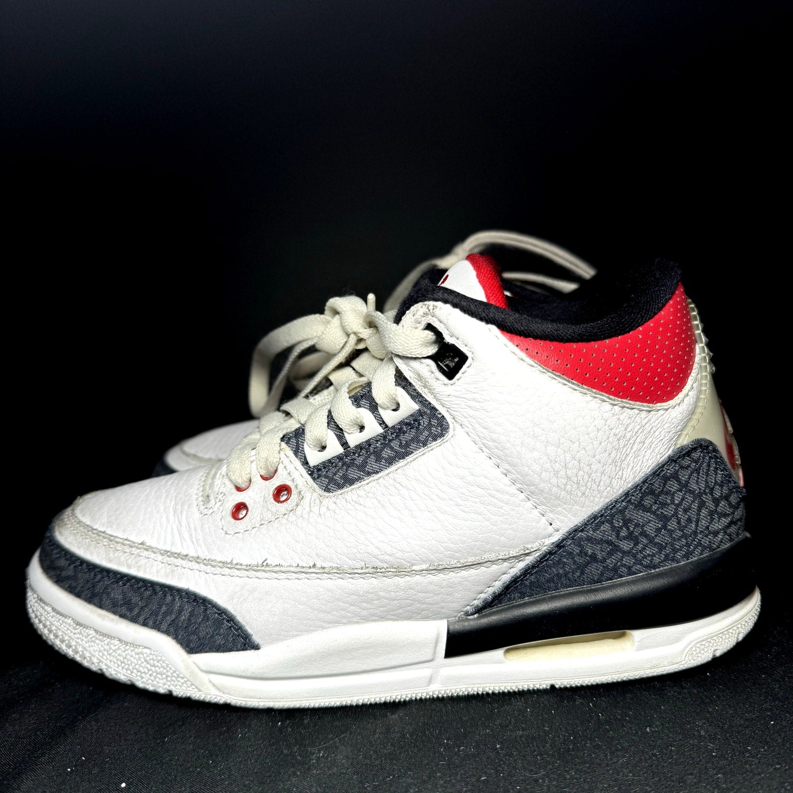 Air Jordan 3 Retro Denim SE GS Fire Red Kids Shoes - Size 4