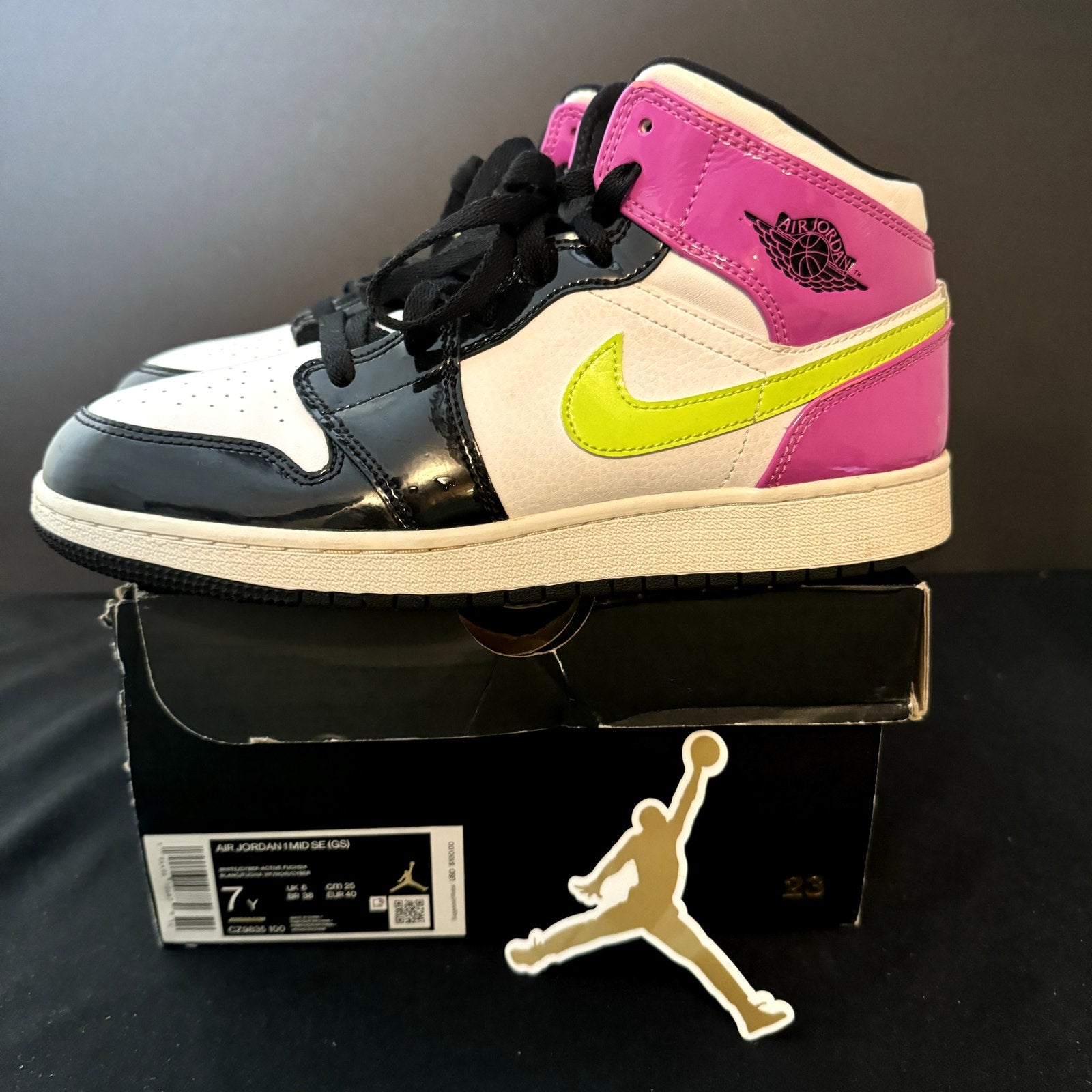 Air Jordan 1 Mid SE GS Cyber Active Fuchsia Kids Shoes - Size 7