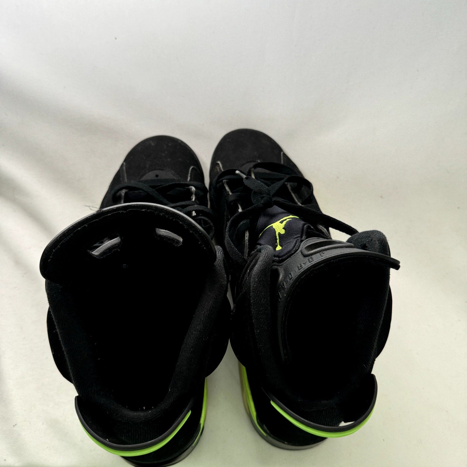 Air Jordan 6 Retro Electric Green Men's Shoes - Size 9.5