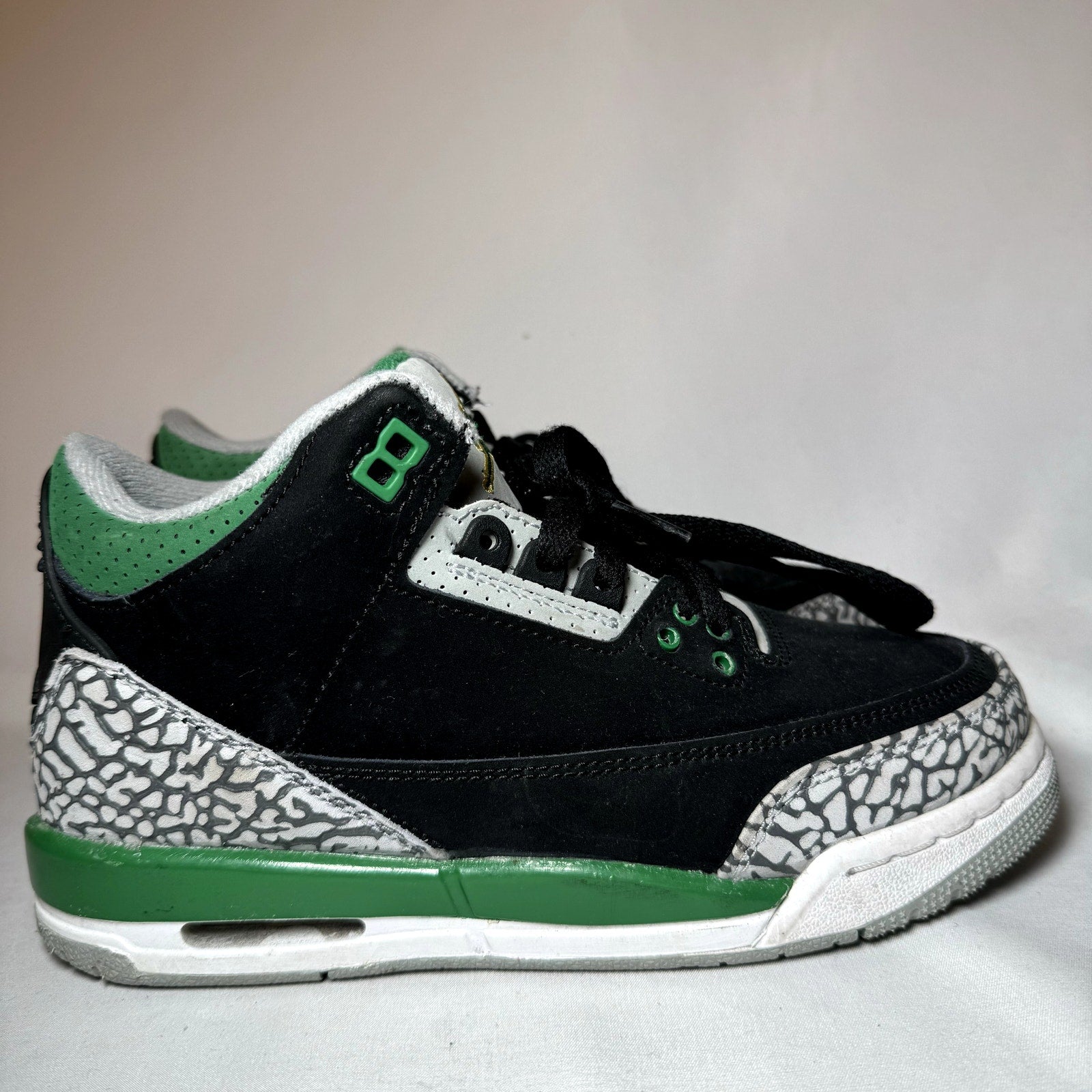 Air Jordan 3 Retro GS Pine Green Kids Shoes - Size 5