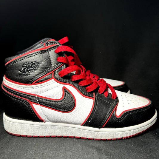 Air Jordan 1 Retro High OG BG Bloodline Kids Shoes - Size 4.5