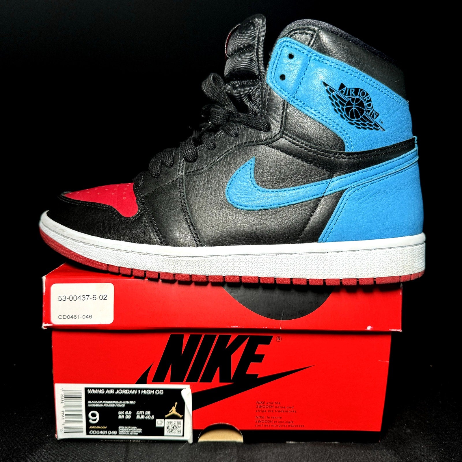 Air Jordan 1 High OG NC to Chi Women's Shoes - Size 9