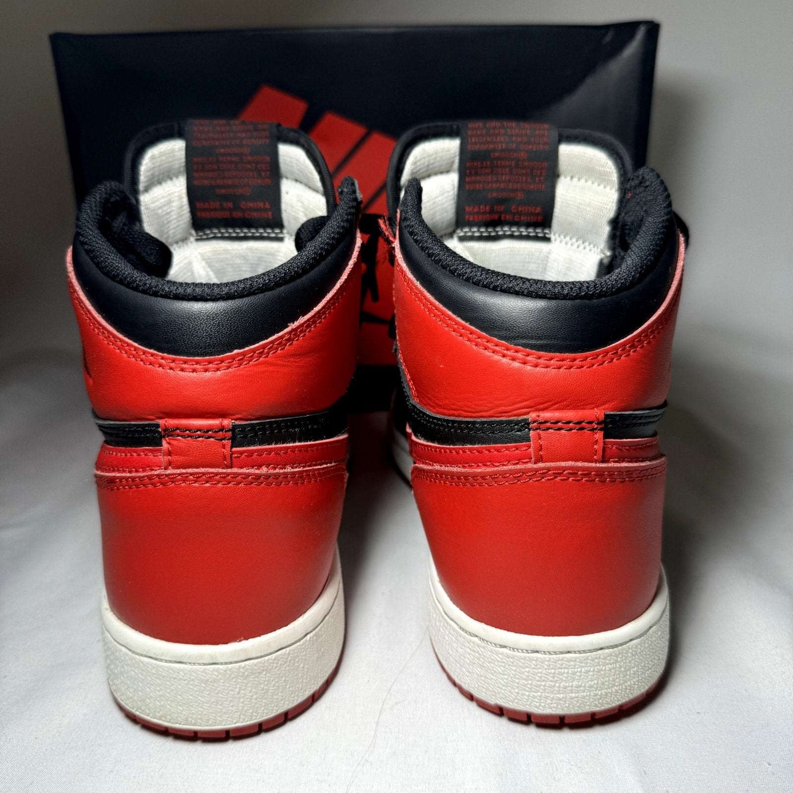 Air Jordan 1 Retro High OG GS Banned 2016 Kids Shoes - Size 6.5