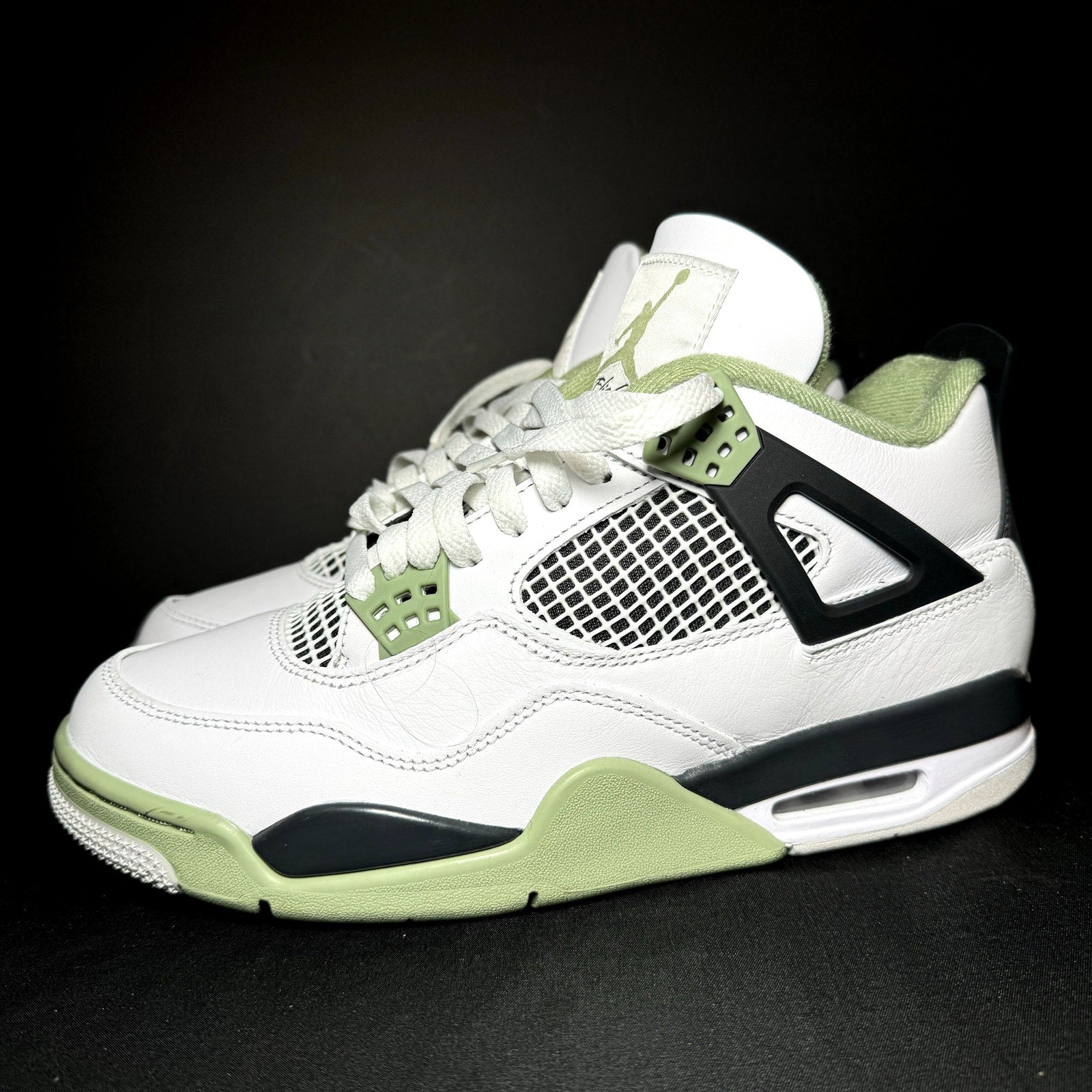 Air Jordan 4 Retro Seafoam Women's Shoes - Size 10