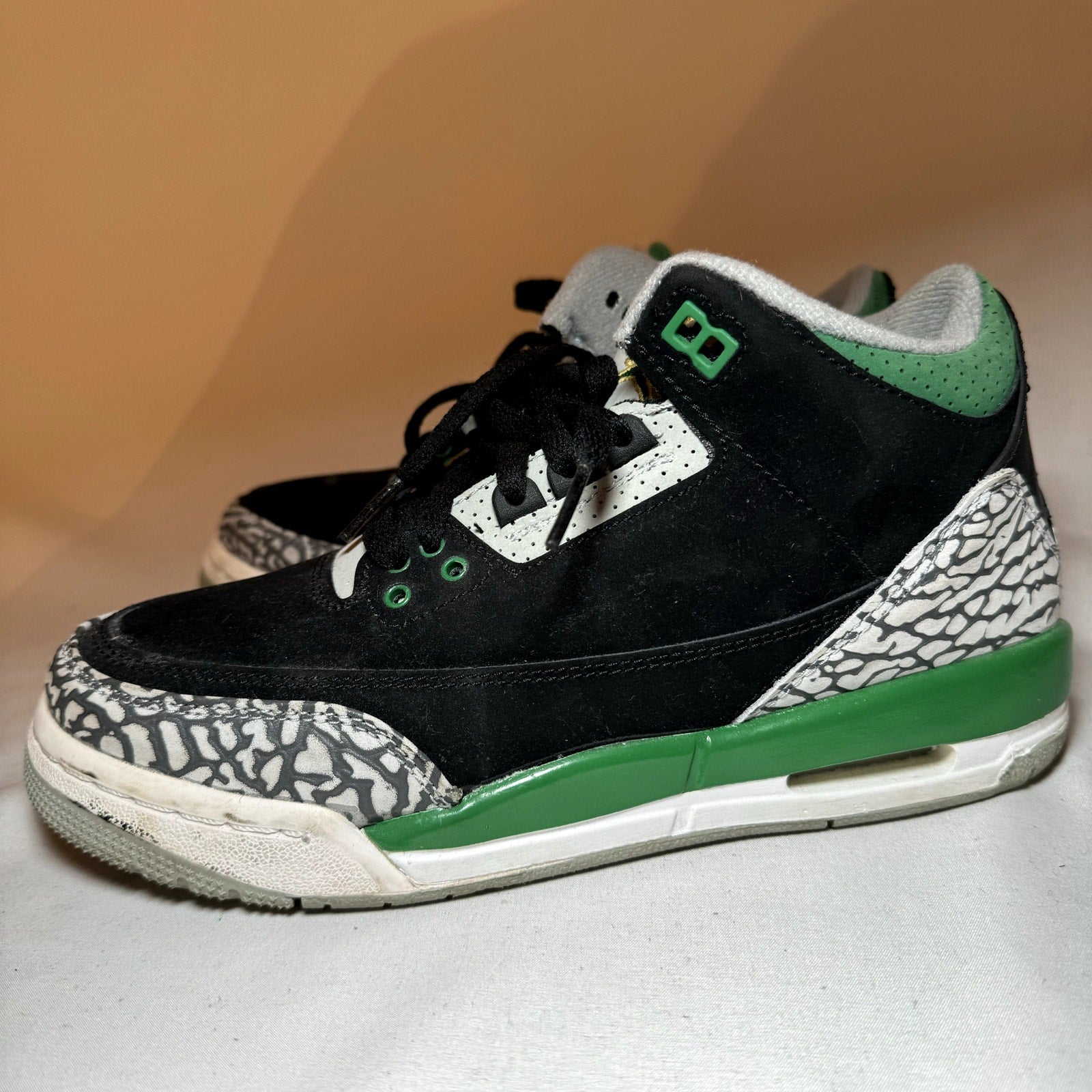 Air Jordan 3 Retro GS Pine Green Kids Shoes - Size 6