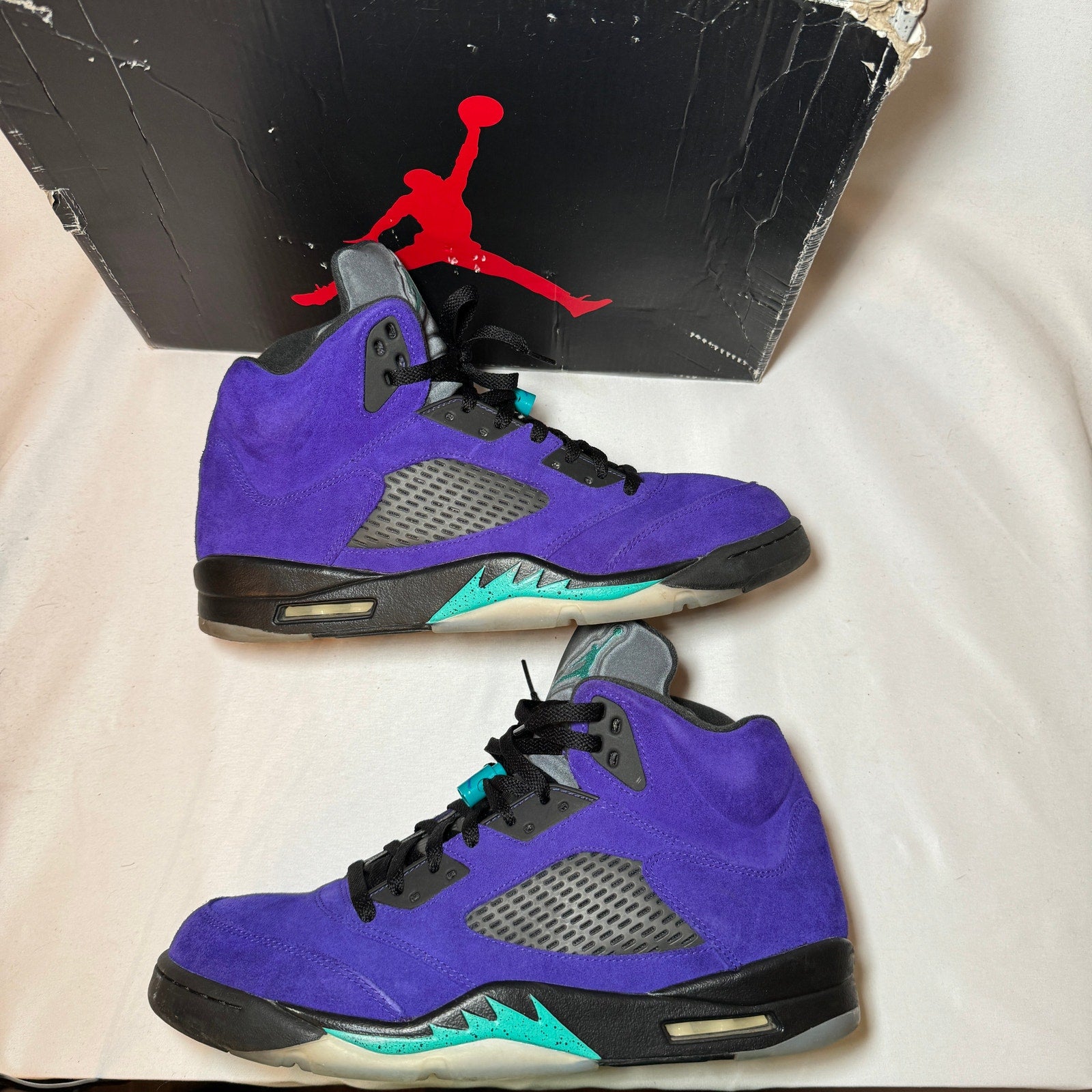 Air Jordan 5 Retro Alternate Grape Men's Shoes - Size 13