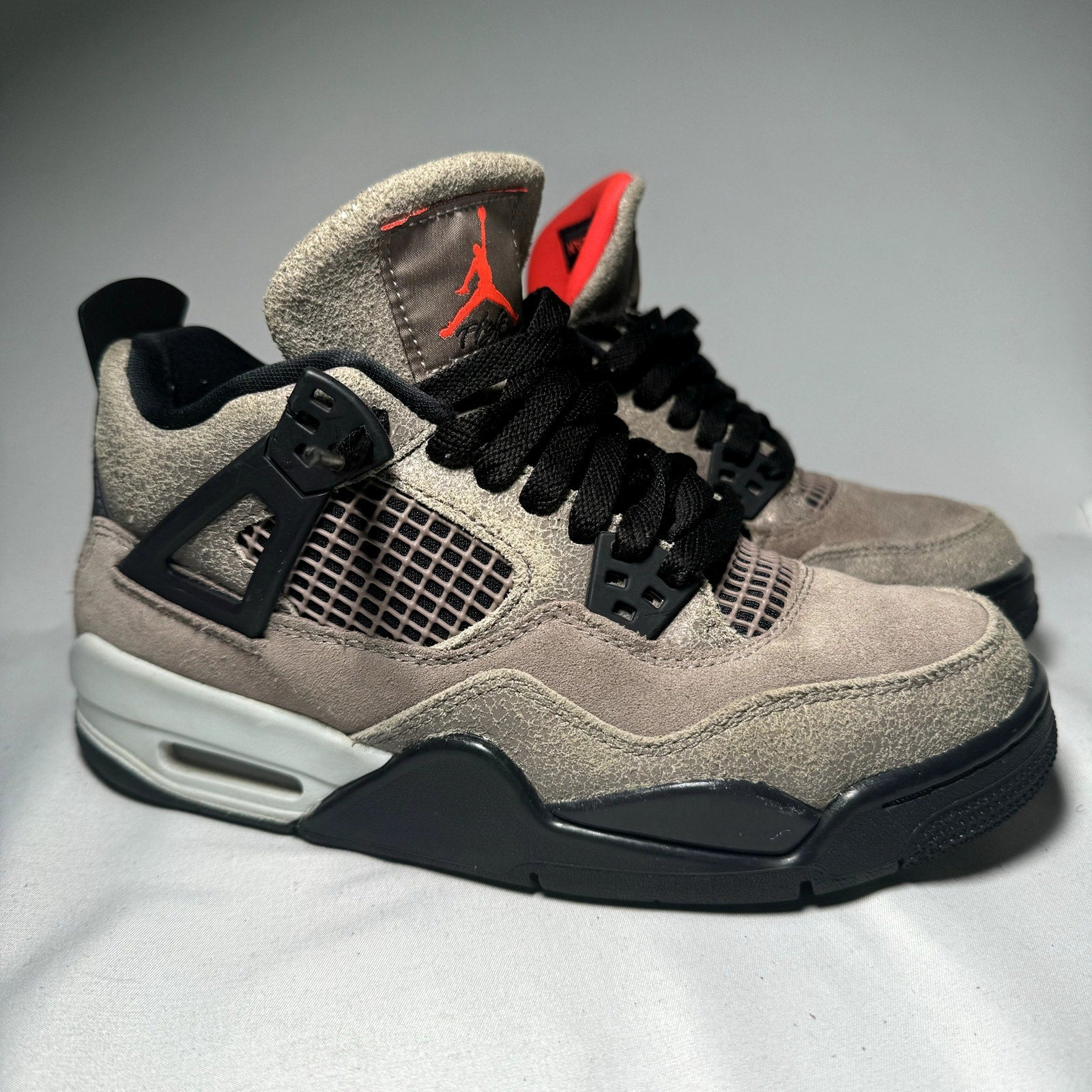 Air Jordan 4 Retro GS Taupe Haze Kids Shoes - Size 6