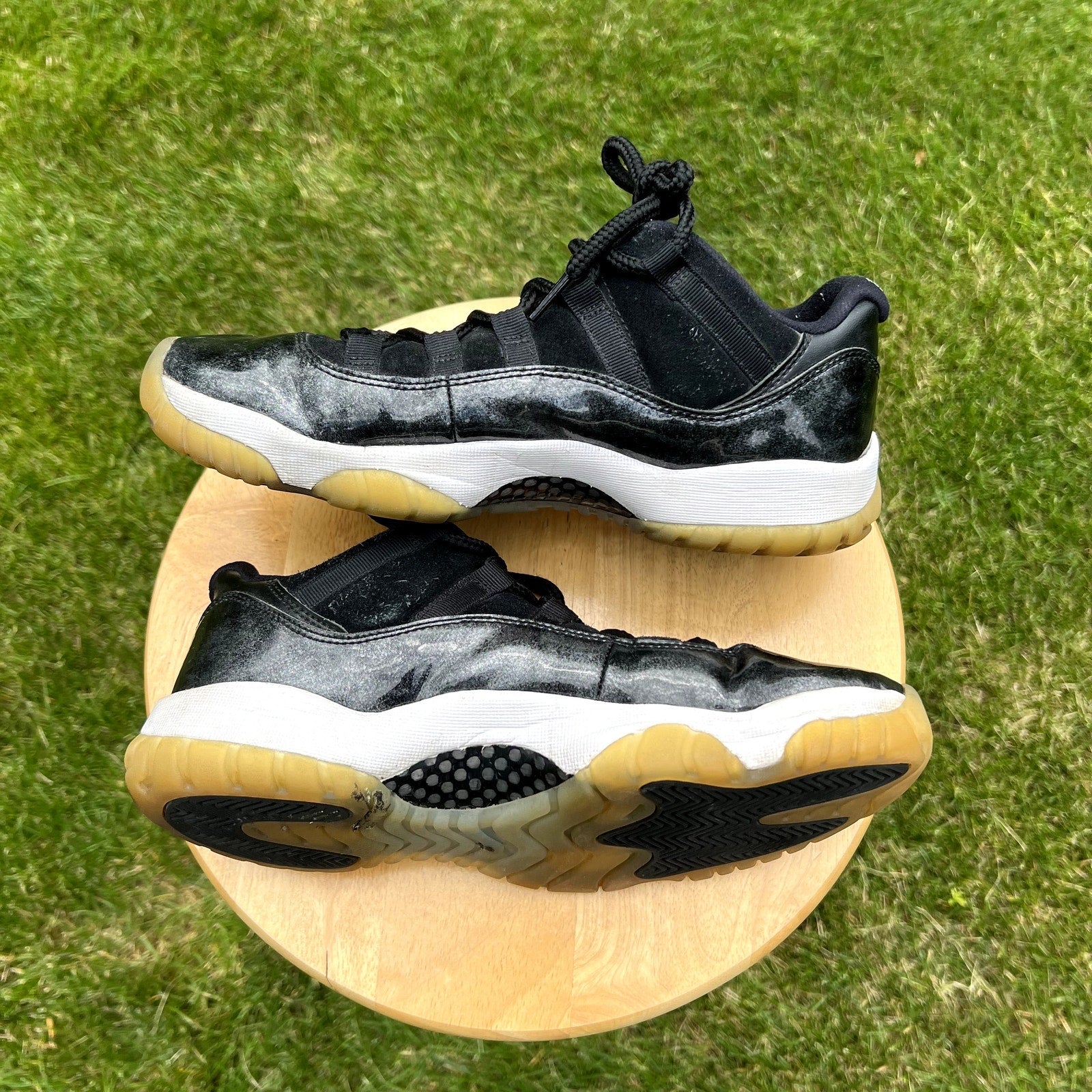 Air Jordan 11 Retro Low Barons Men's Shoes - Size 8