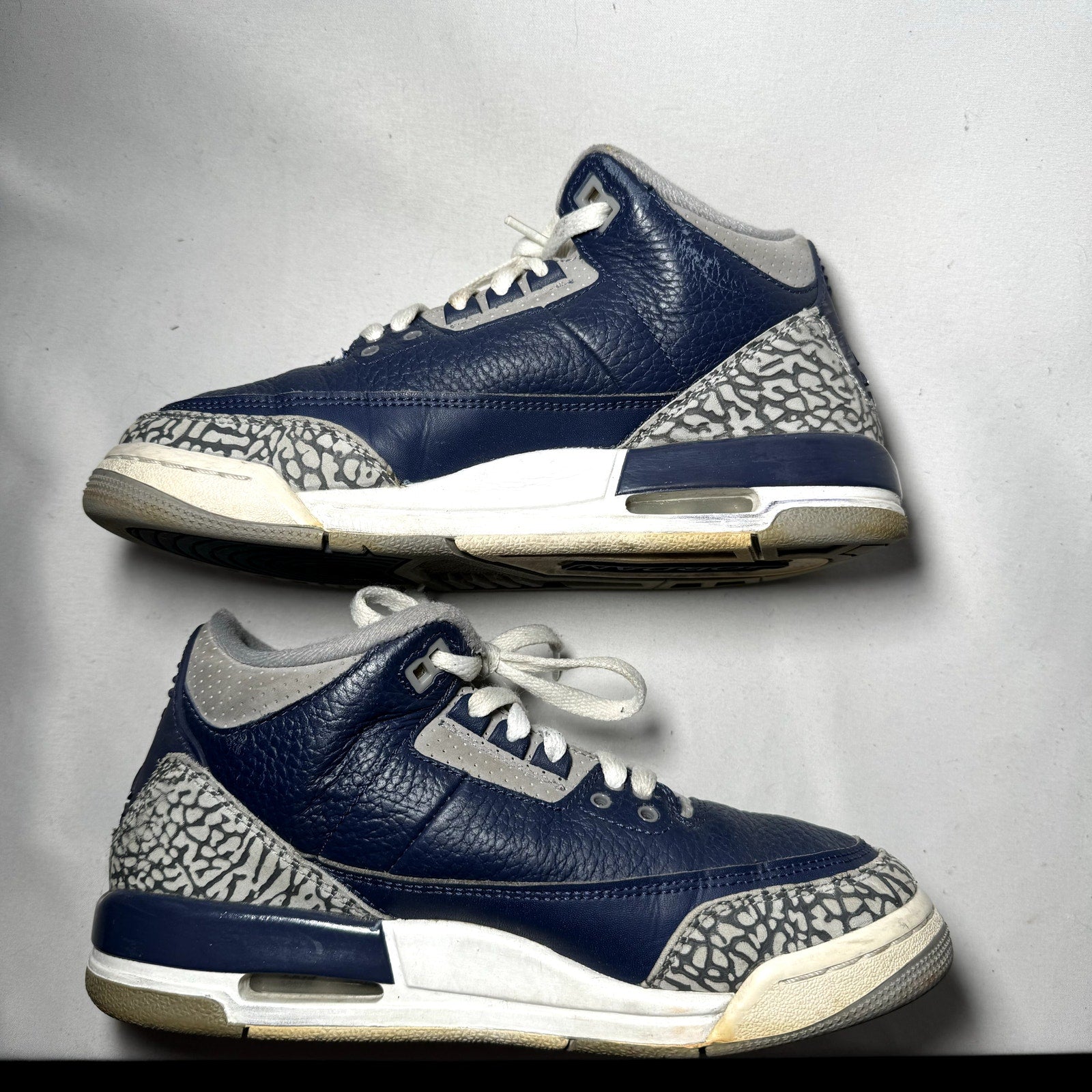 Air Jordan 3 Retro GS Georgetown Kids Shoes - Size 6