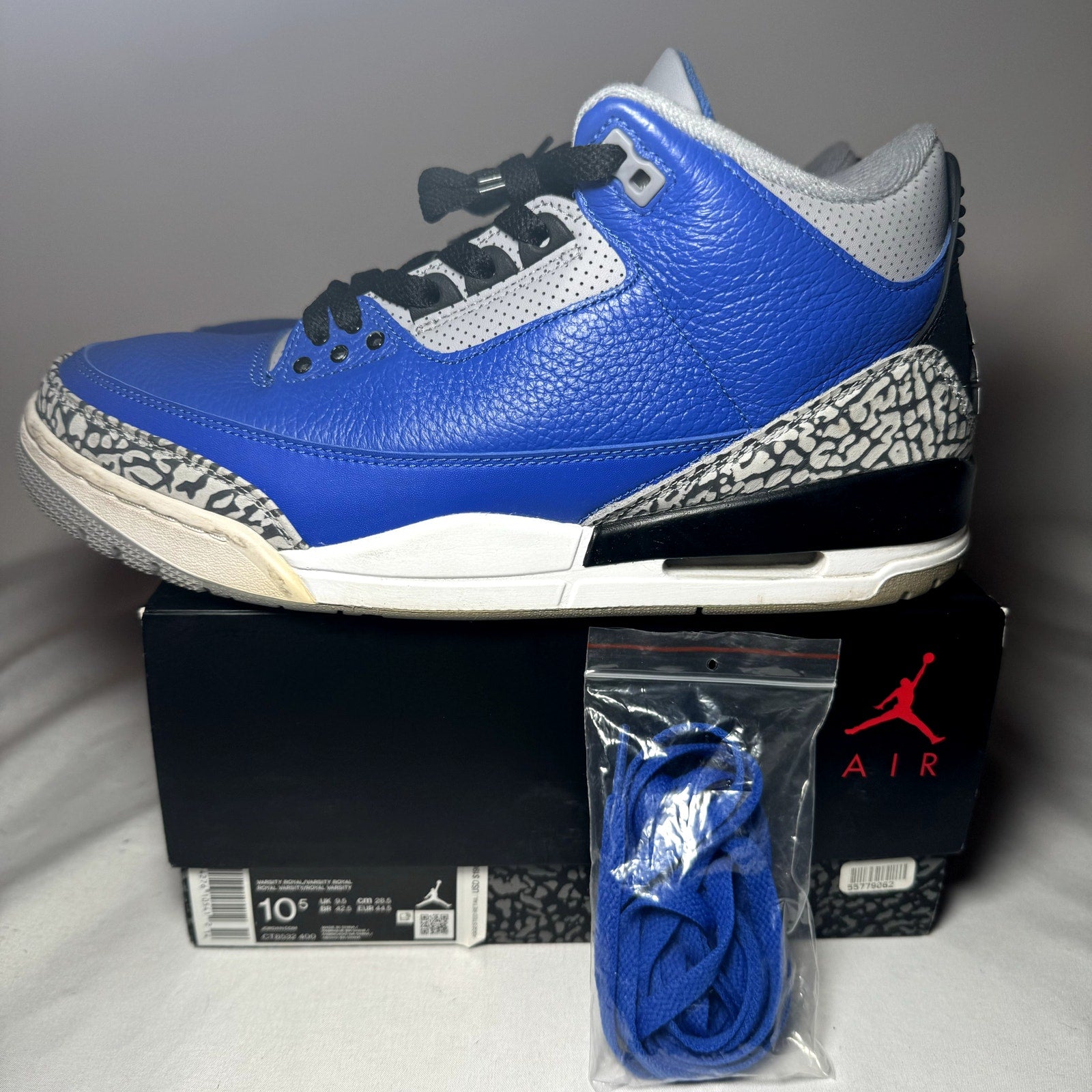 Air Jordan 3 Retro Varsity Royal Men's Shoes - Size 10.5