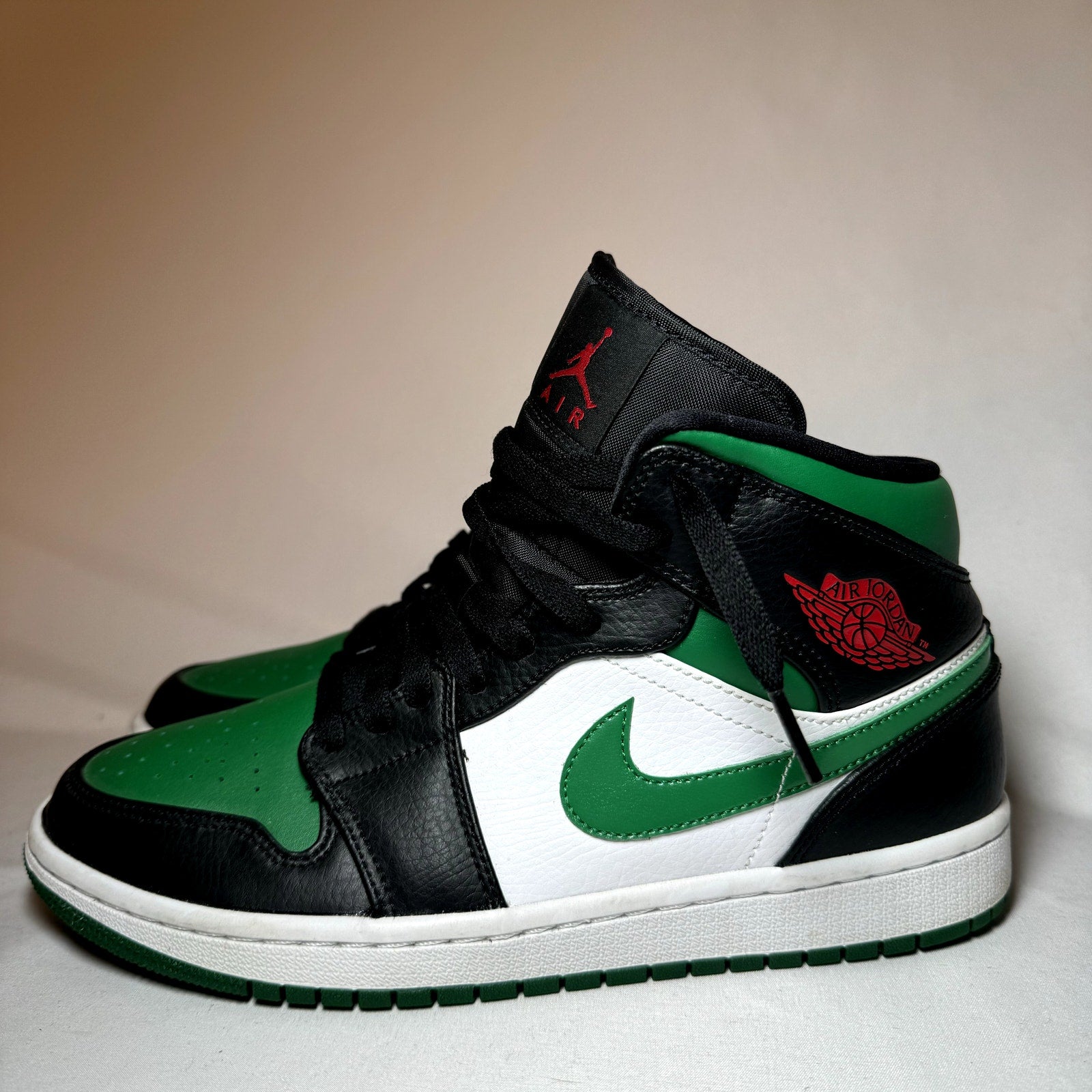 Air Jordan 1 Mid Pine Green Men's Shoes - Size 8