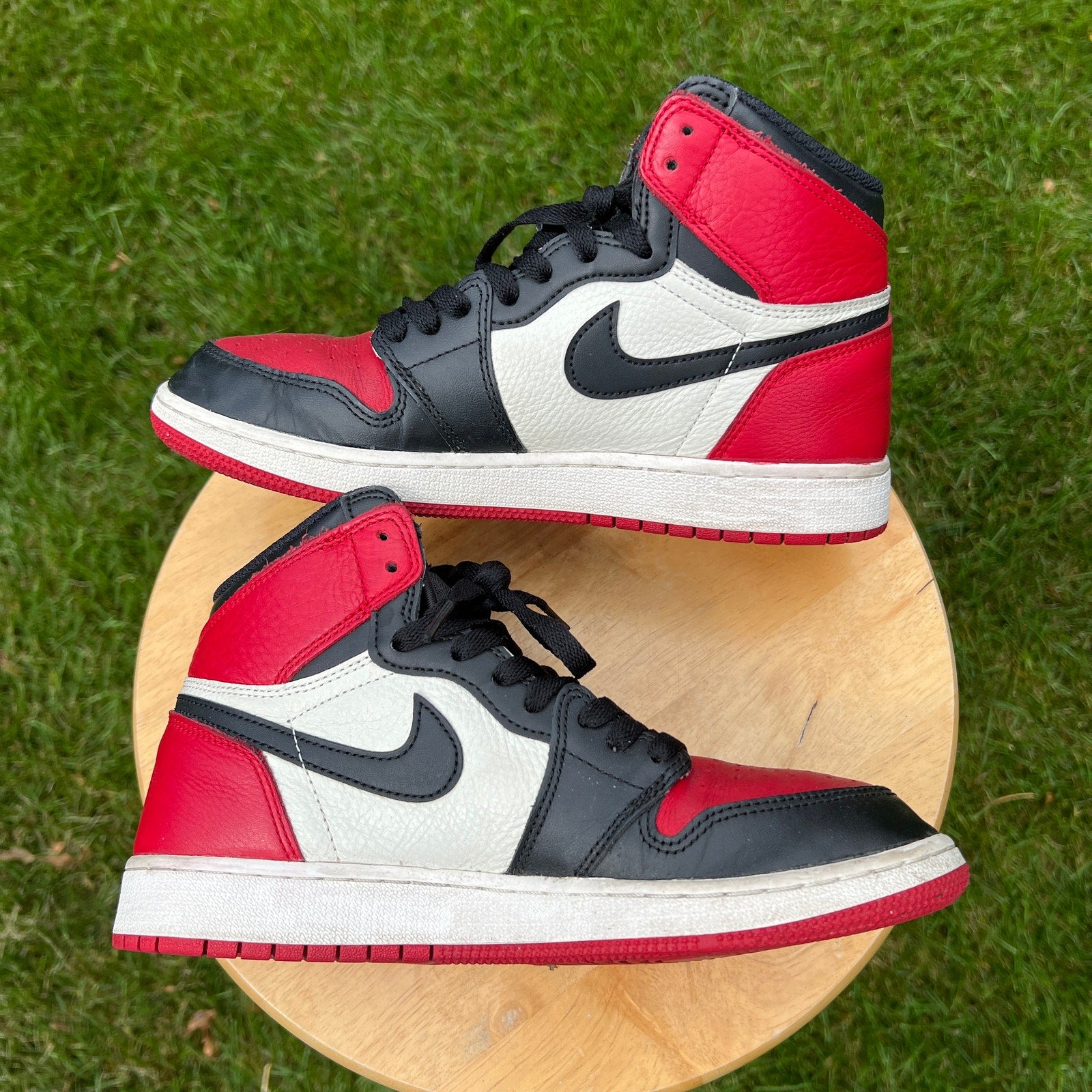 Air Jordan 1 Retro High OG BG Bred Toe Kids Shoes - Size 7