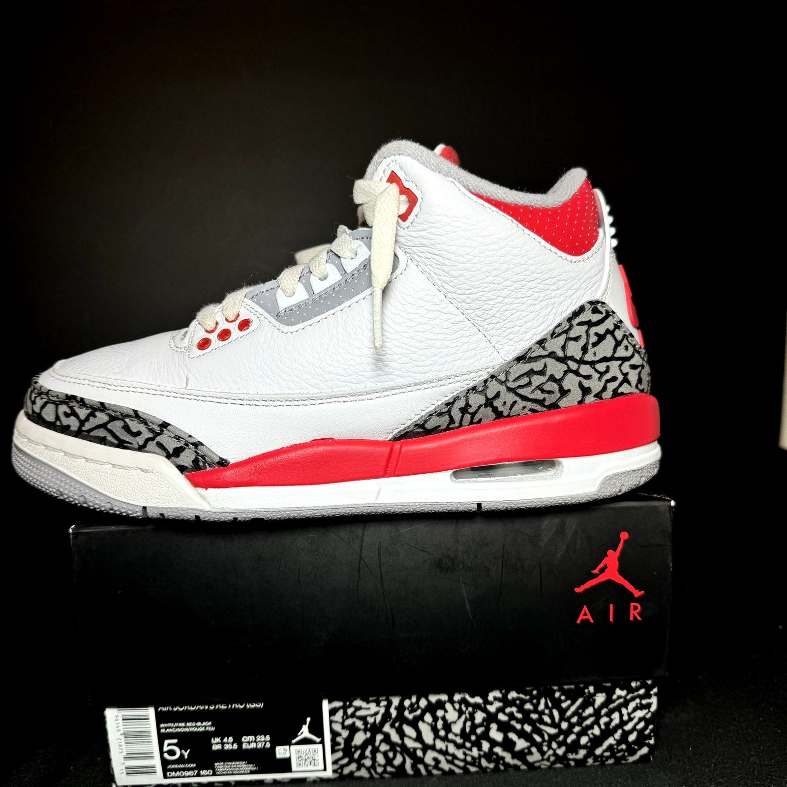 Air Jordan 3 Retro GS Fire Red 2022 Kids Shoes - Size 5