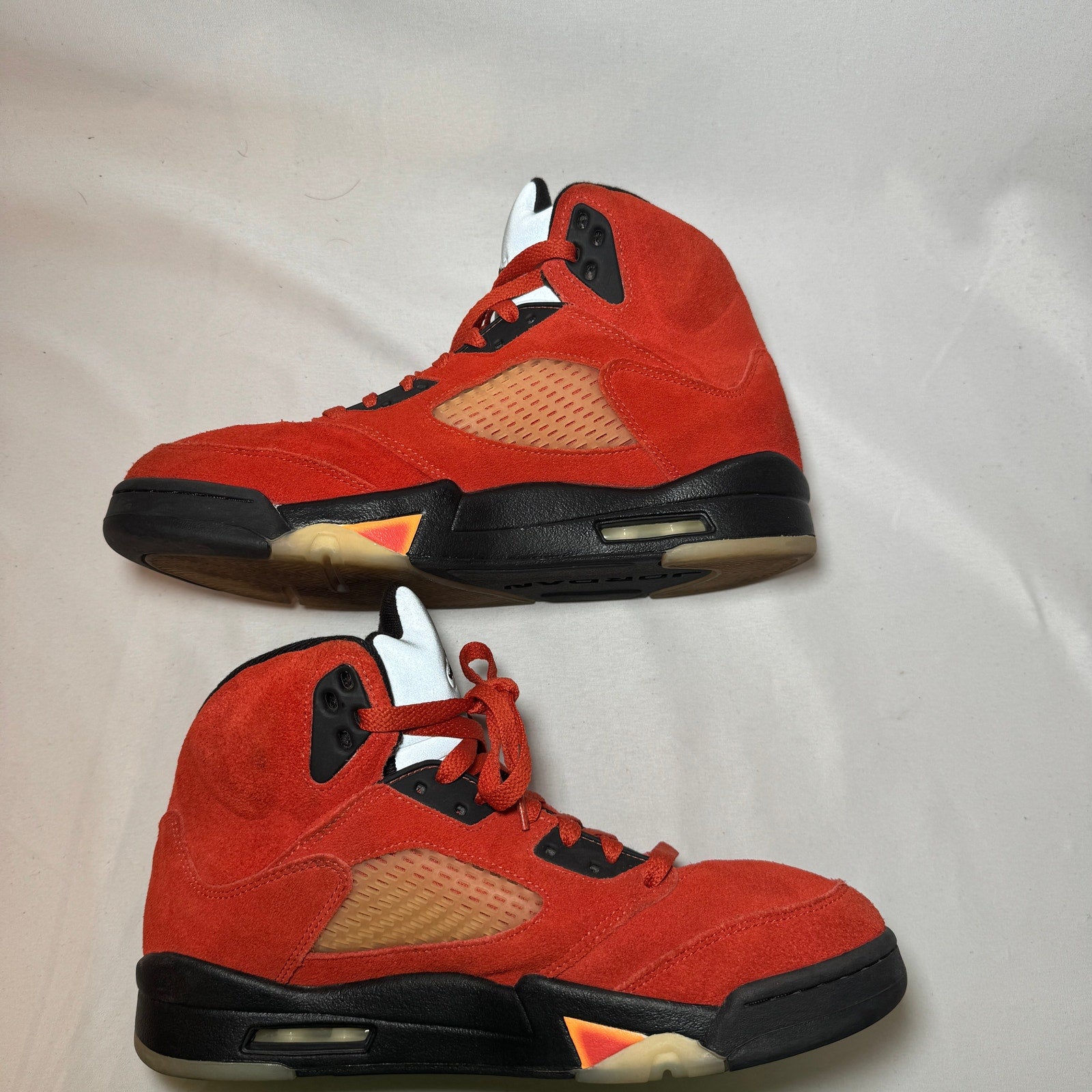 Air Jordan 5 Retro Dunk on Mars Women's Shoes - Size 10