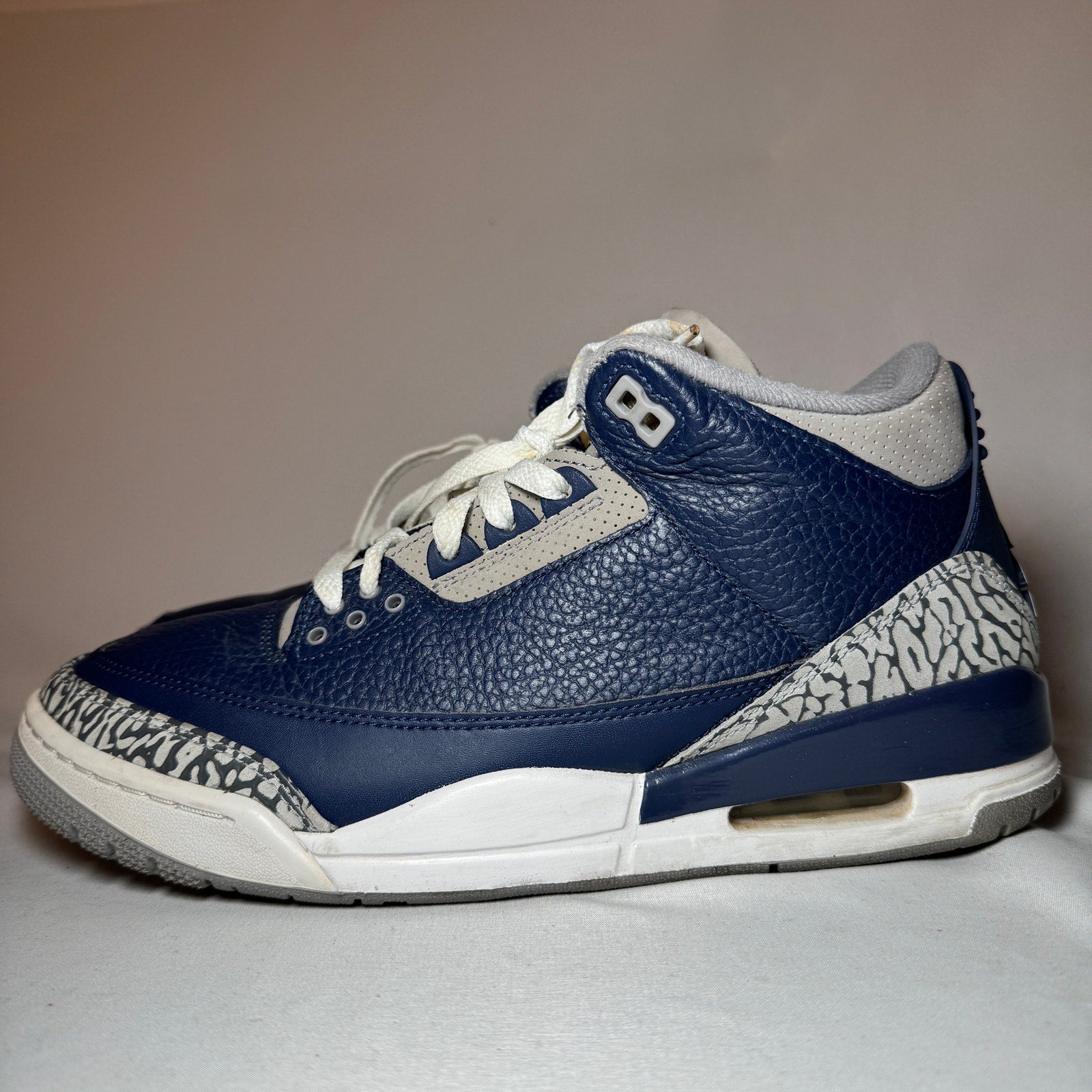 Air Jordan 3 Retro Georgetown Men's Shoes - Size 10