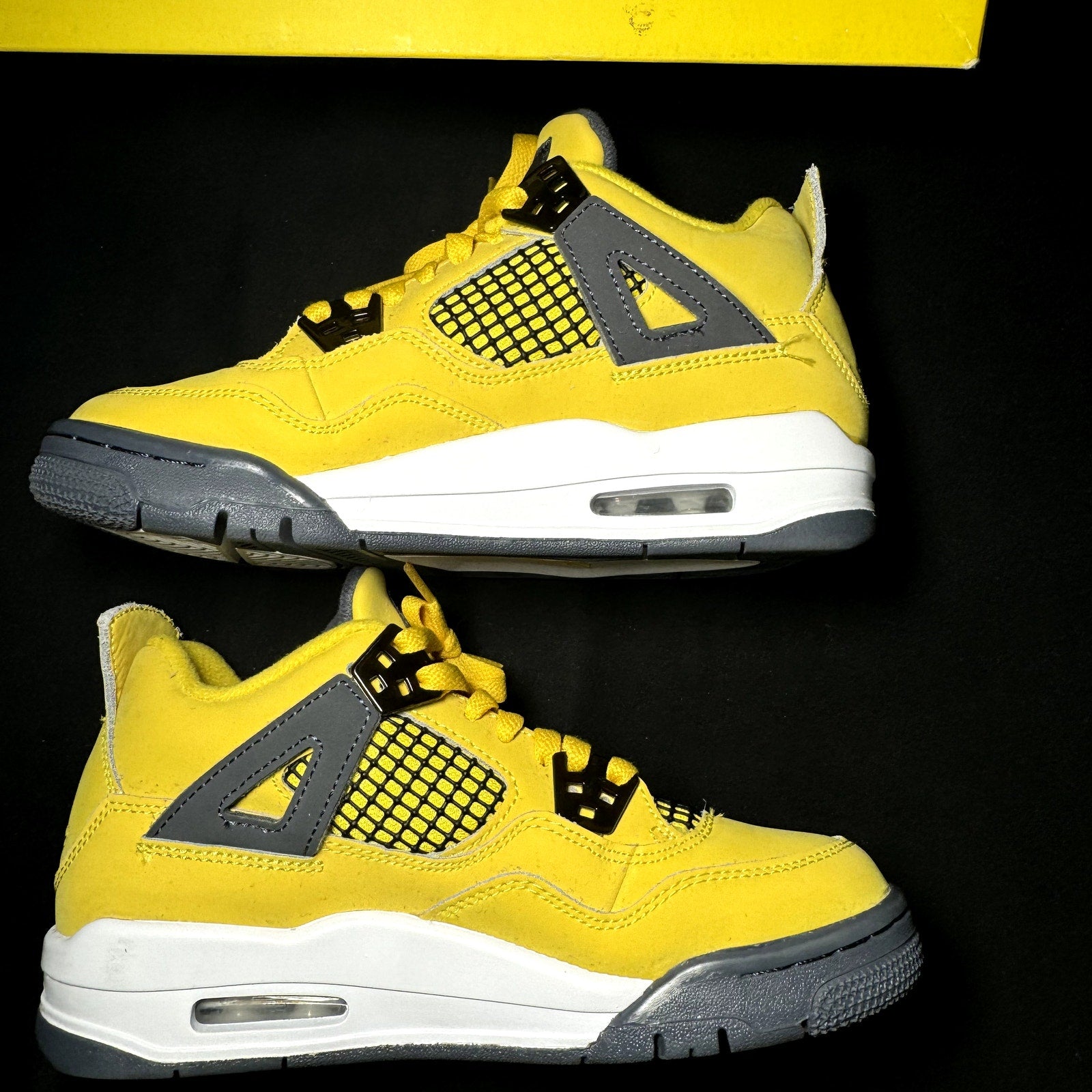 Air Jordan 4 Retro GS Lightning 2021 Kids Shoes  - Size 4.5