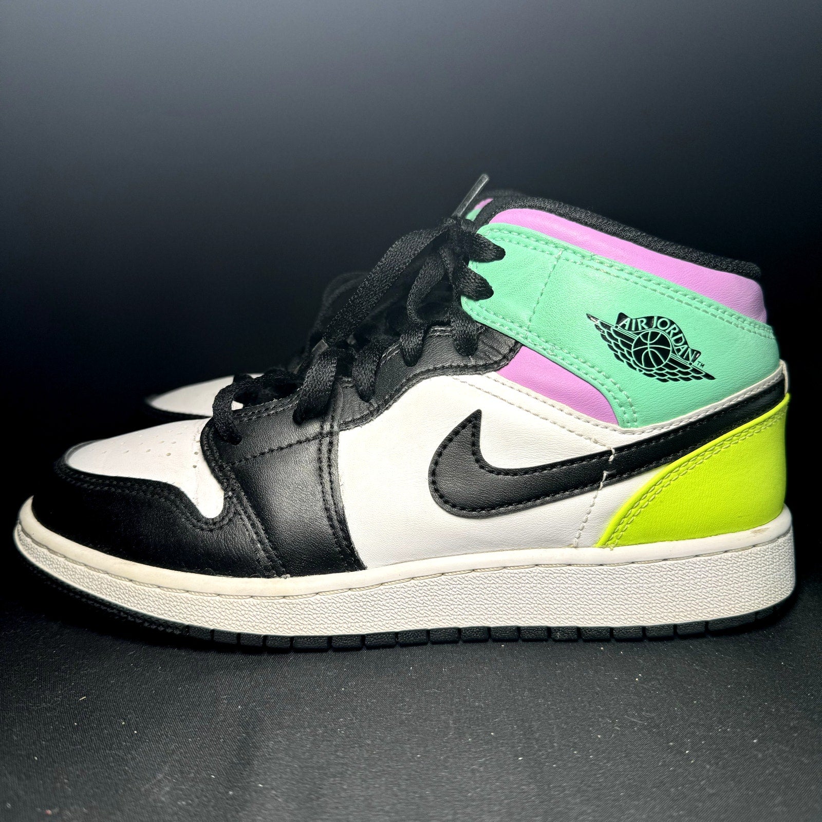 Air Jordan 1 Mid GS Pastel Kids Shoes - Size 6